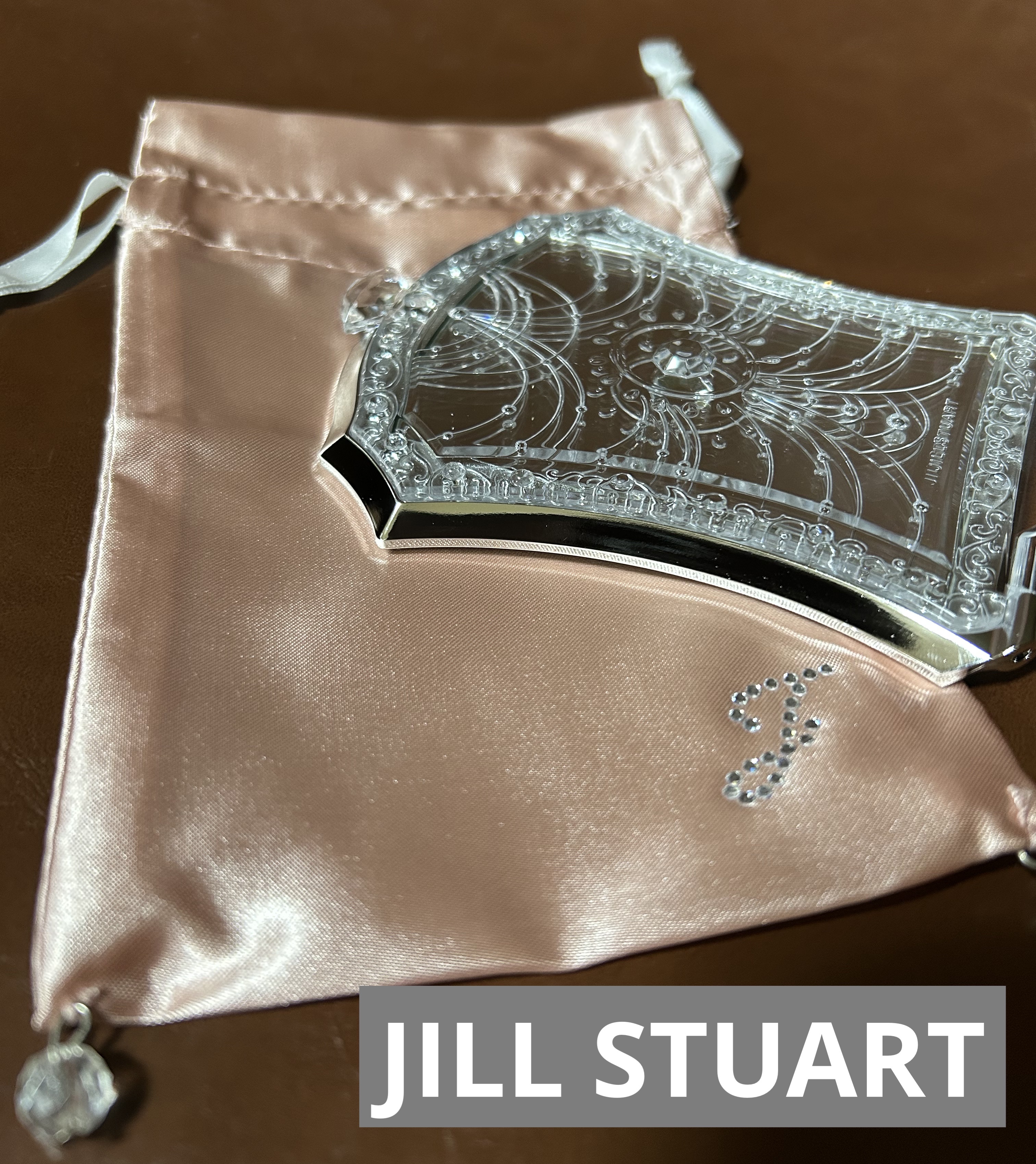 コンパクト ミラー/JILL STUART/その他化粧小物を使ったクチコミ（1枚目）