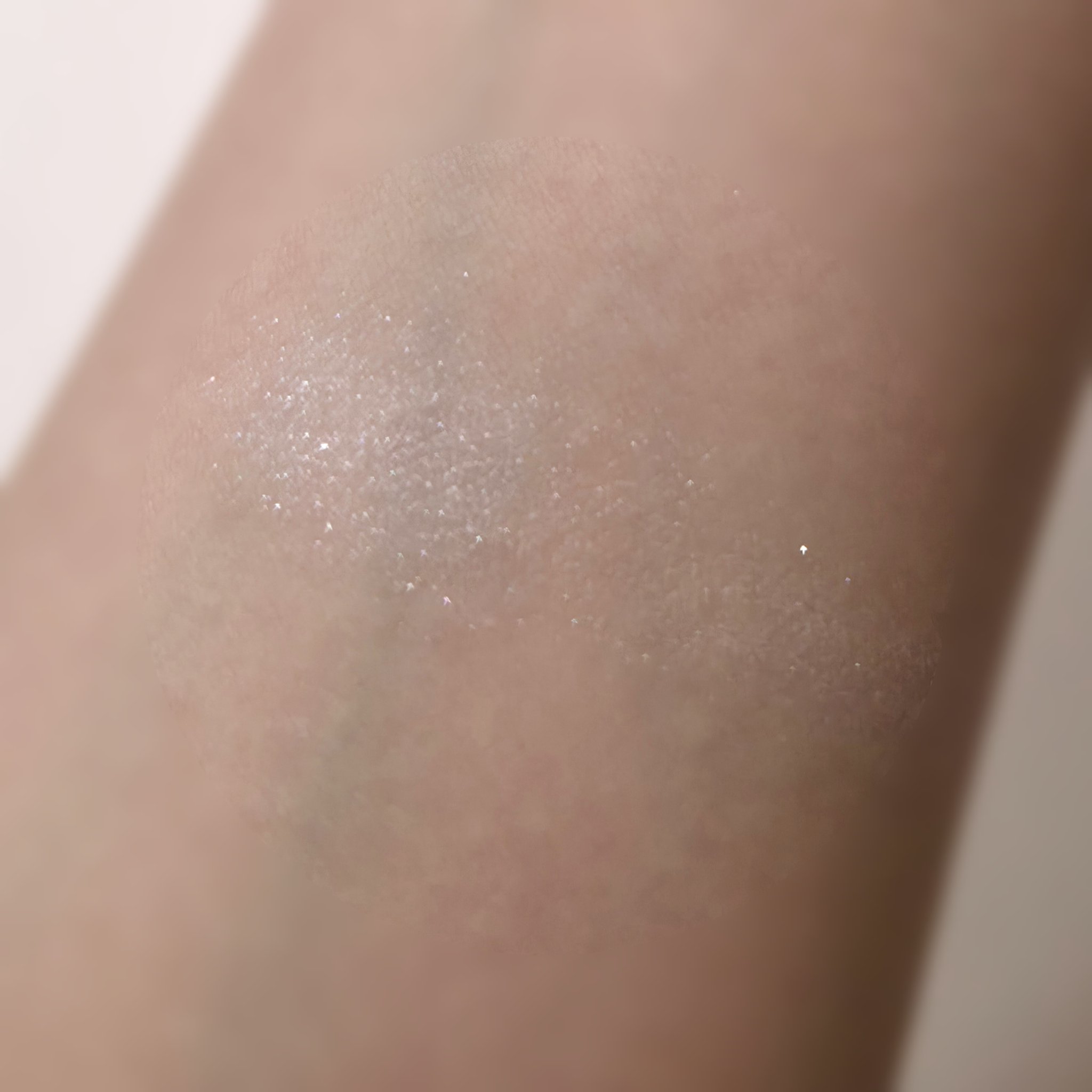 トーン ペタル フロート ブラッシュ/to/one/パウダーチークを使ったクチコミ（3枚目）