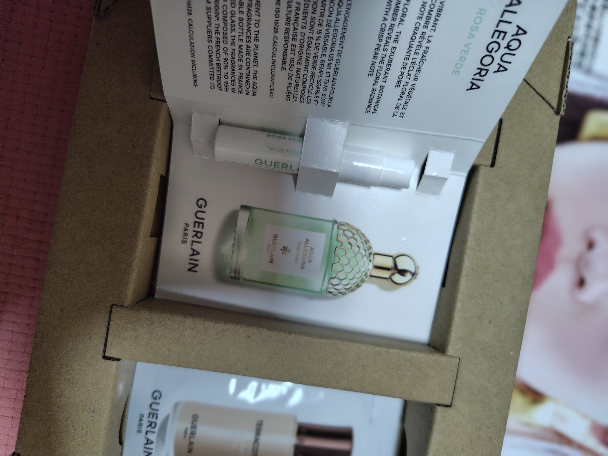 アクア アレゴリア ローザ ヴェルデ/GUERLAIN/香水(その他)を使ったクチコミ（2枚目）