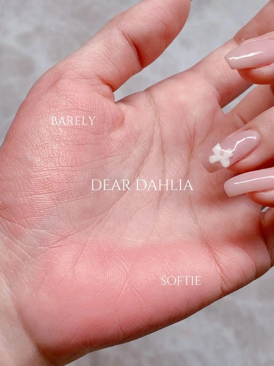 ペタルドロップリキッドブラッシャー/DEAR DAHLIA/リキッドチークを使ったクチコミ(2枚目)