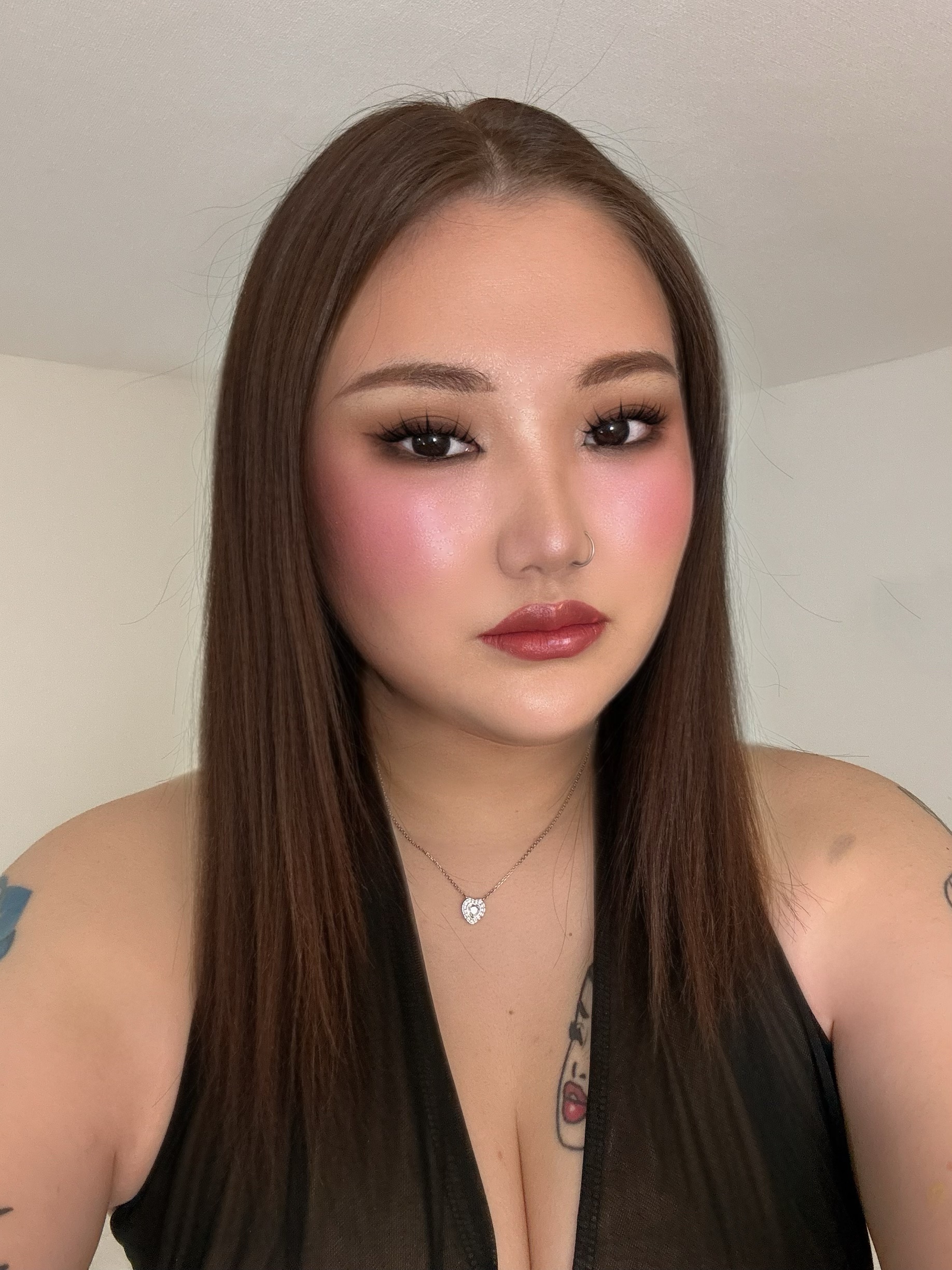 パウダーキス リップスティック シアー アウトレイジ/M・A・C/口紅を使ったクチコミ（1枚目）