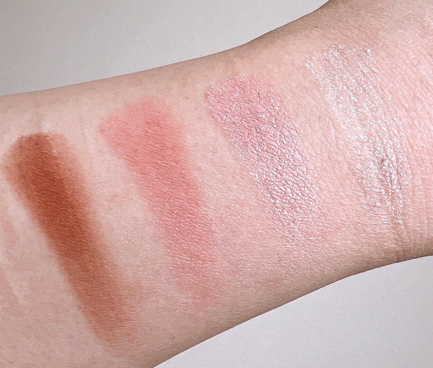 シャインオンステージアイパレット/upink/アイシャドウパレットを使ったクチコミ(2枚目)