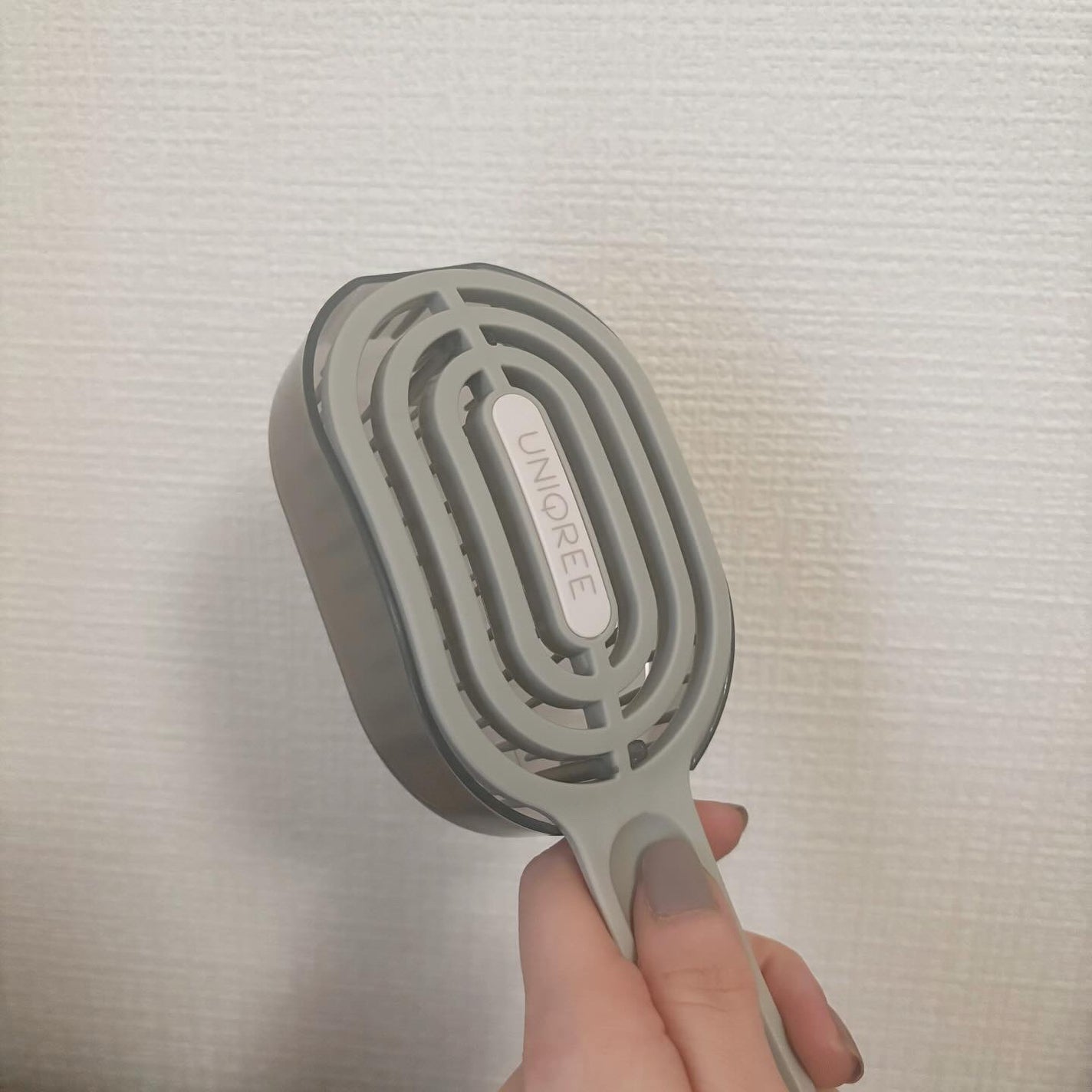 ユニークリー 4wayスムースヘアブラシ/ビー・エヌ/ヘアブラシを使ったクチコミ(3枚目)