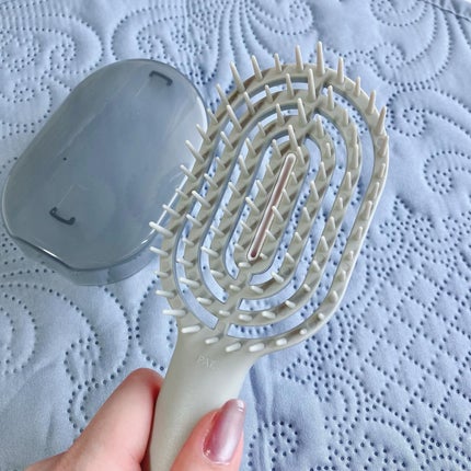 ユニークリー 4wayスムースヘアブラシ/ビー・エヌ/ヘアブラシを使ったクチコミ(4枚目)