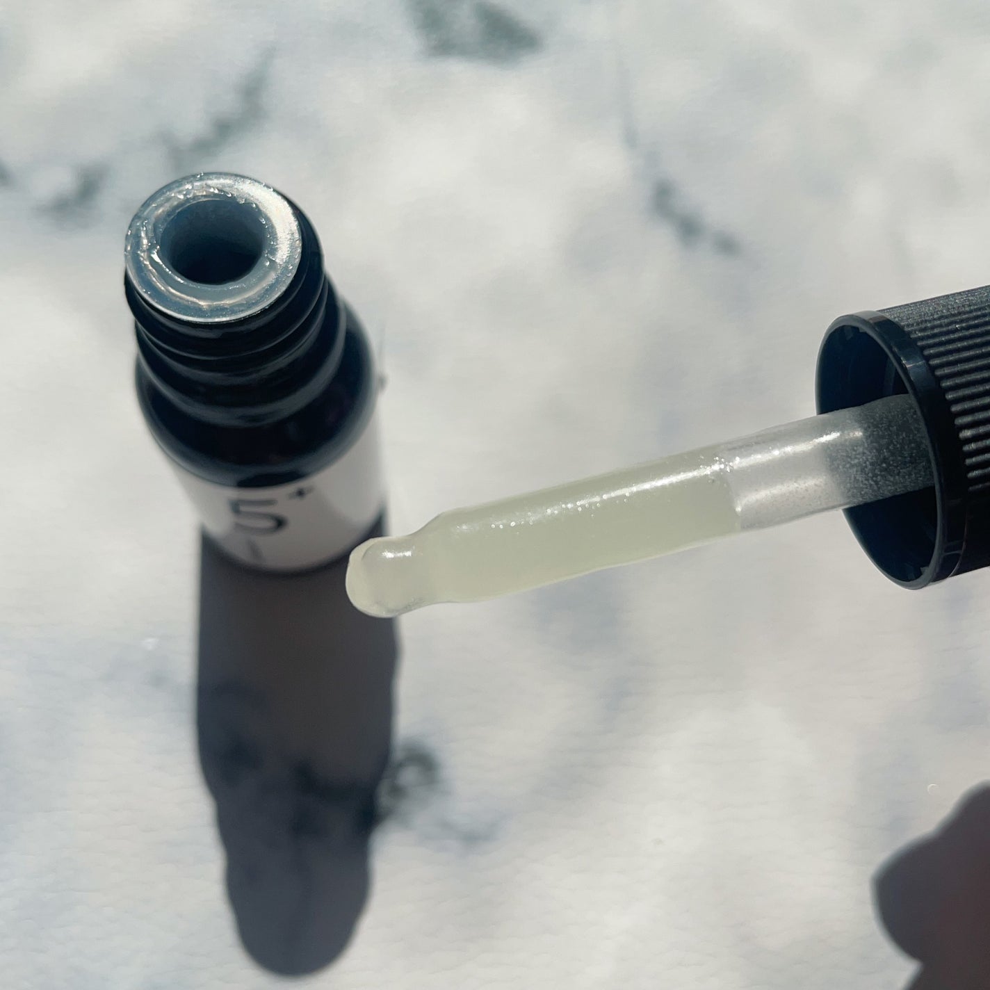 5番 白玉グルタチオンC美容液/numbuzin/美容液を使ったクチコミ(2枚目)