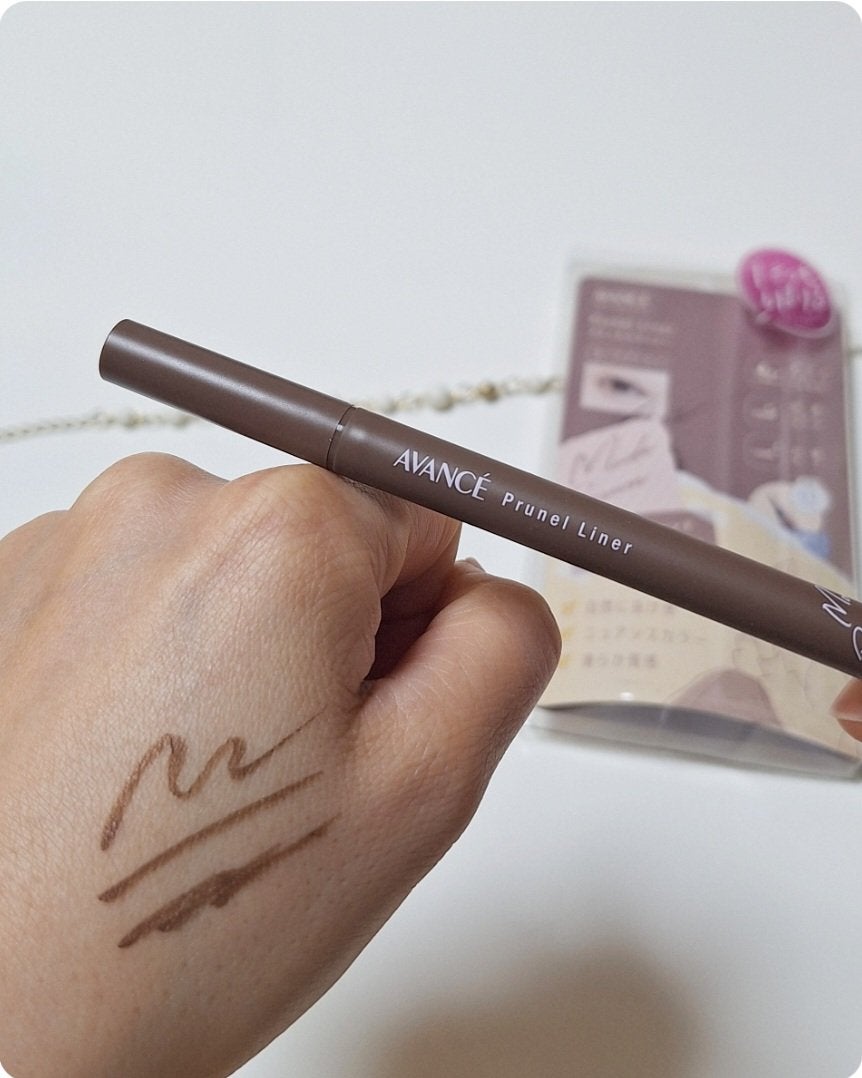 アヴァンセ プリュネルライナー/アヴァンセ/リキッドアイライナーを使ったクチコミ(4枚目)