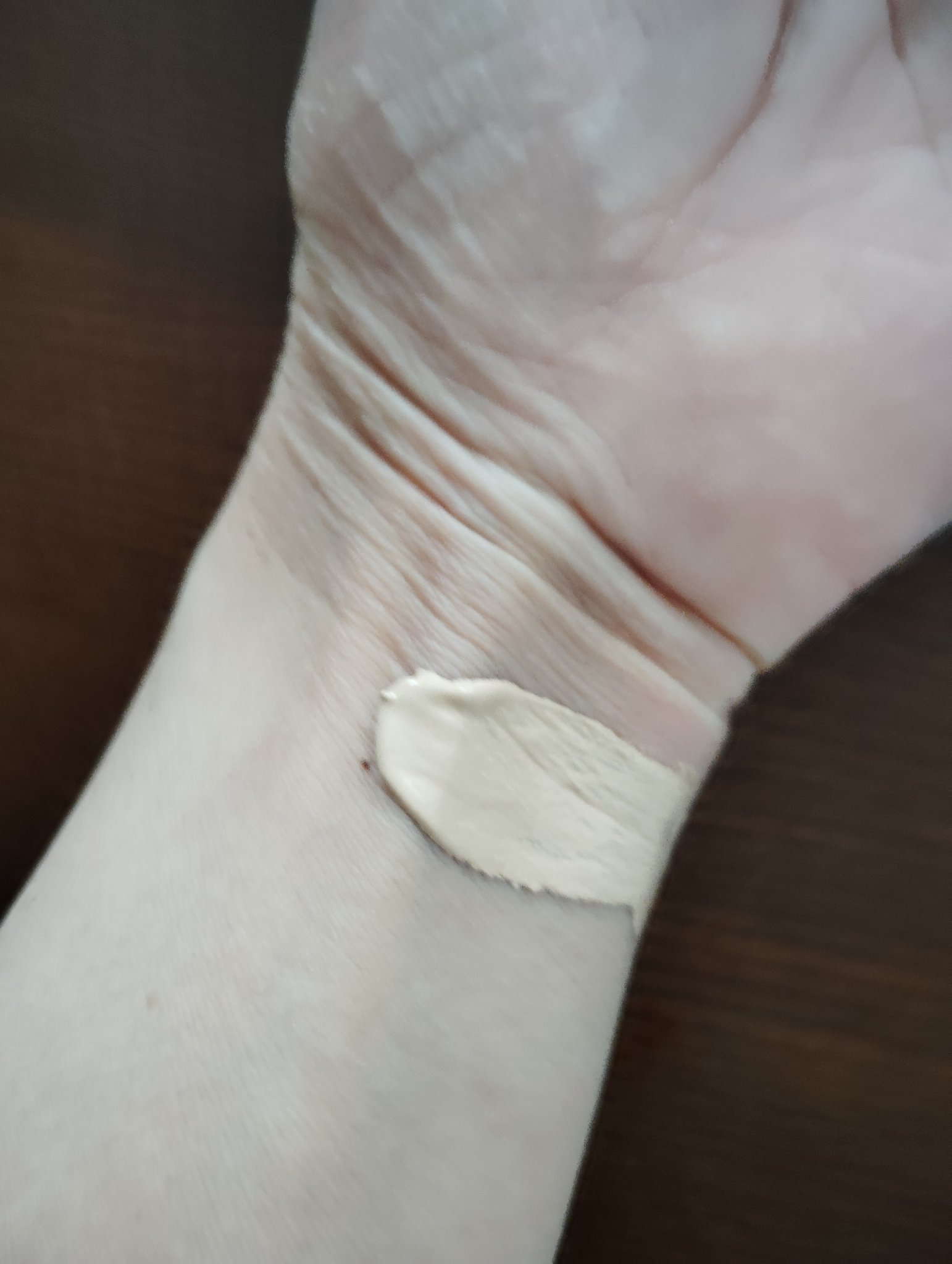 クリームファンデーションN OC-B1/media/クリーム・エマルジョンファンデーションを使ったクチコミ（2枚目）