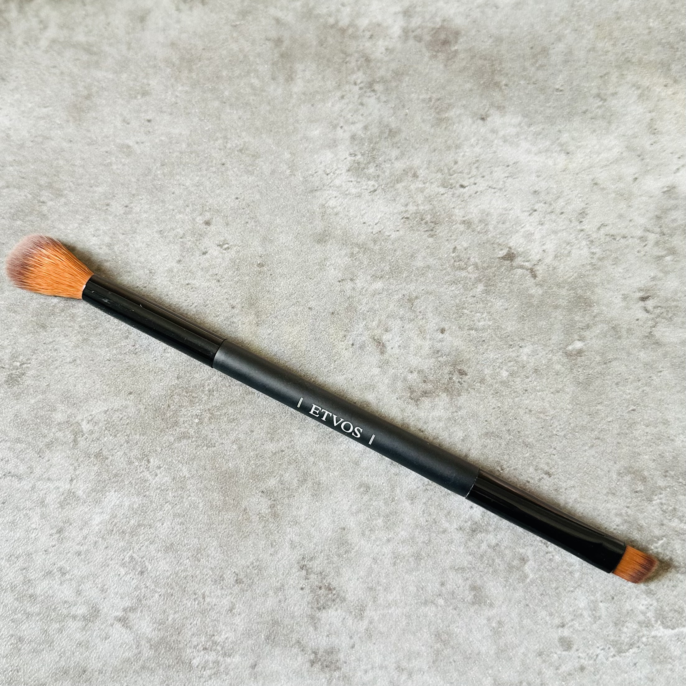 ブレンディング＆ライナーブラシ/エトヴォス/メイクブラシを使ったクチコミ（2枚目）