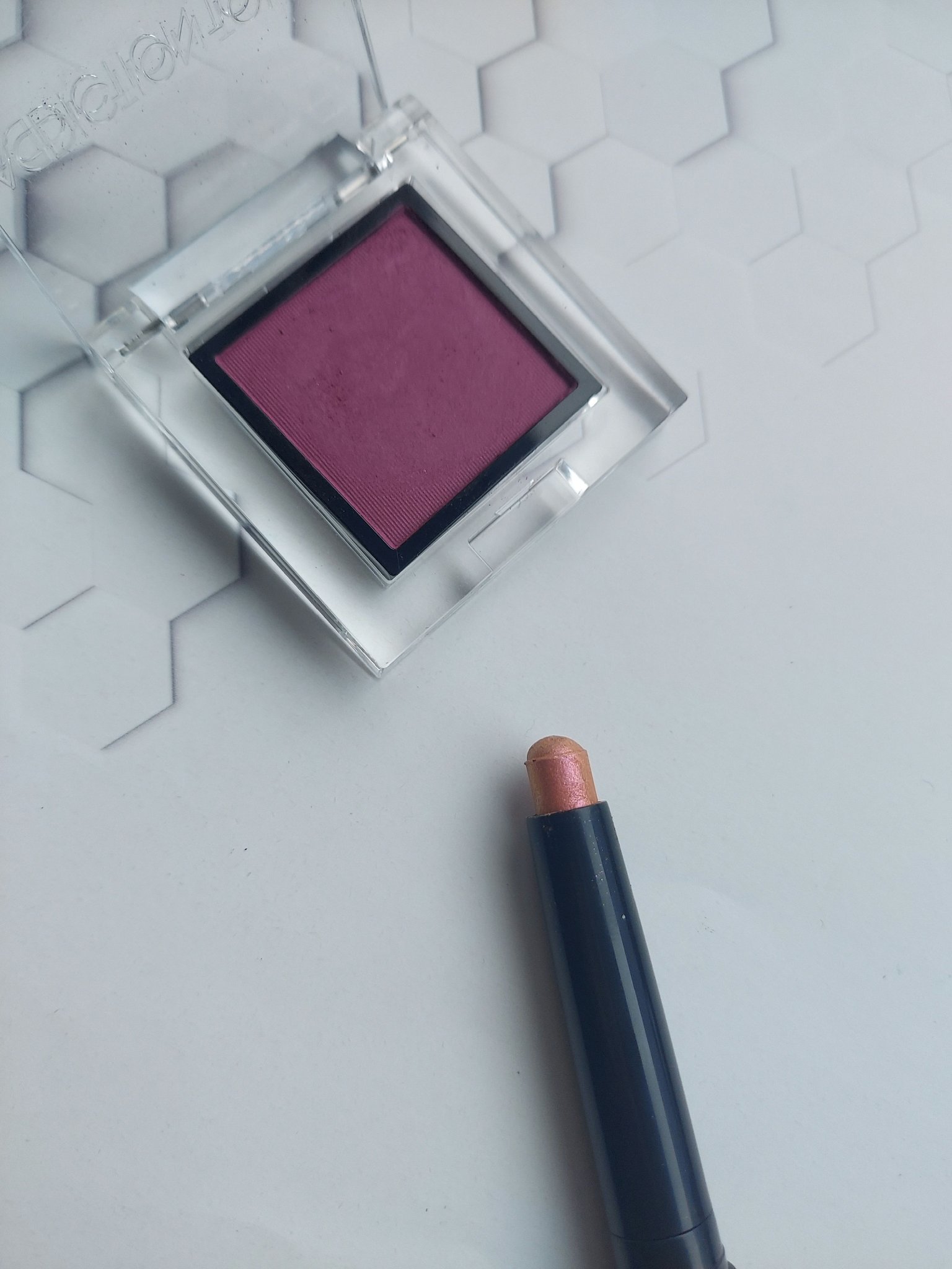 アディクション ザ アイシャドウ マット/ADDICTION/単色アイシャドウを使ったクチコミ（1枚目）