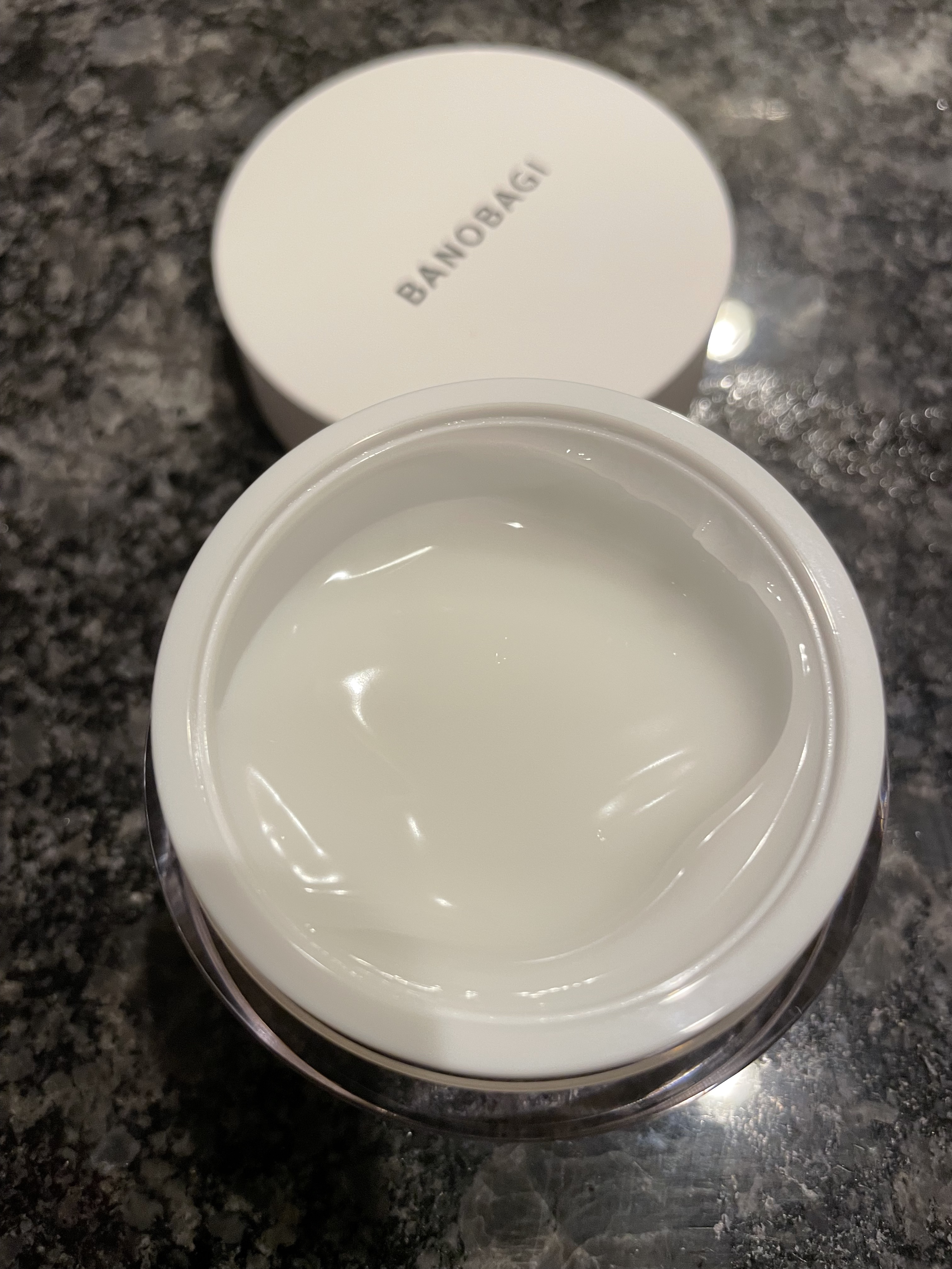 アルファラディアンスメラクリア クリーム/BANOBAGI/フェイスクリームを使ったクチコミ（1枚目）