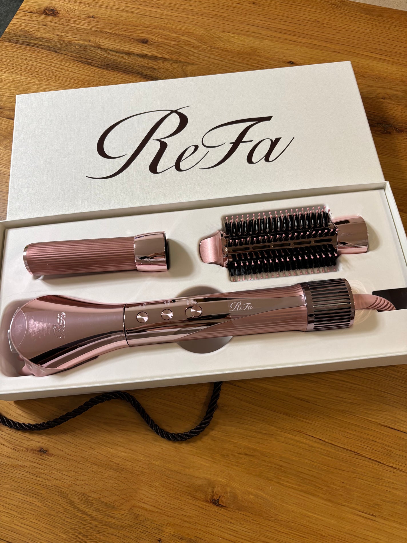試してみた】ReFa ReFa BEAUTECH RESETTERのリアルな口コミ 試してみた】ReFa ReFa BEAUTECH RESETTERのリアルな口コミ