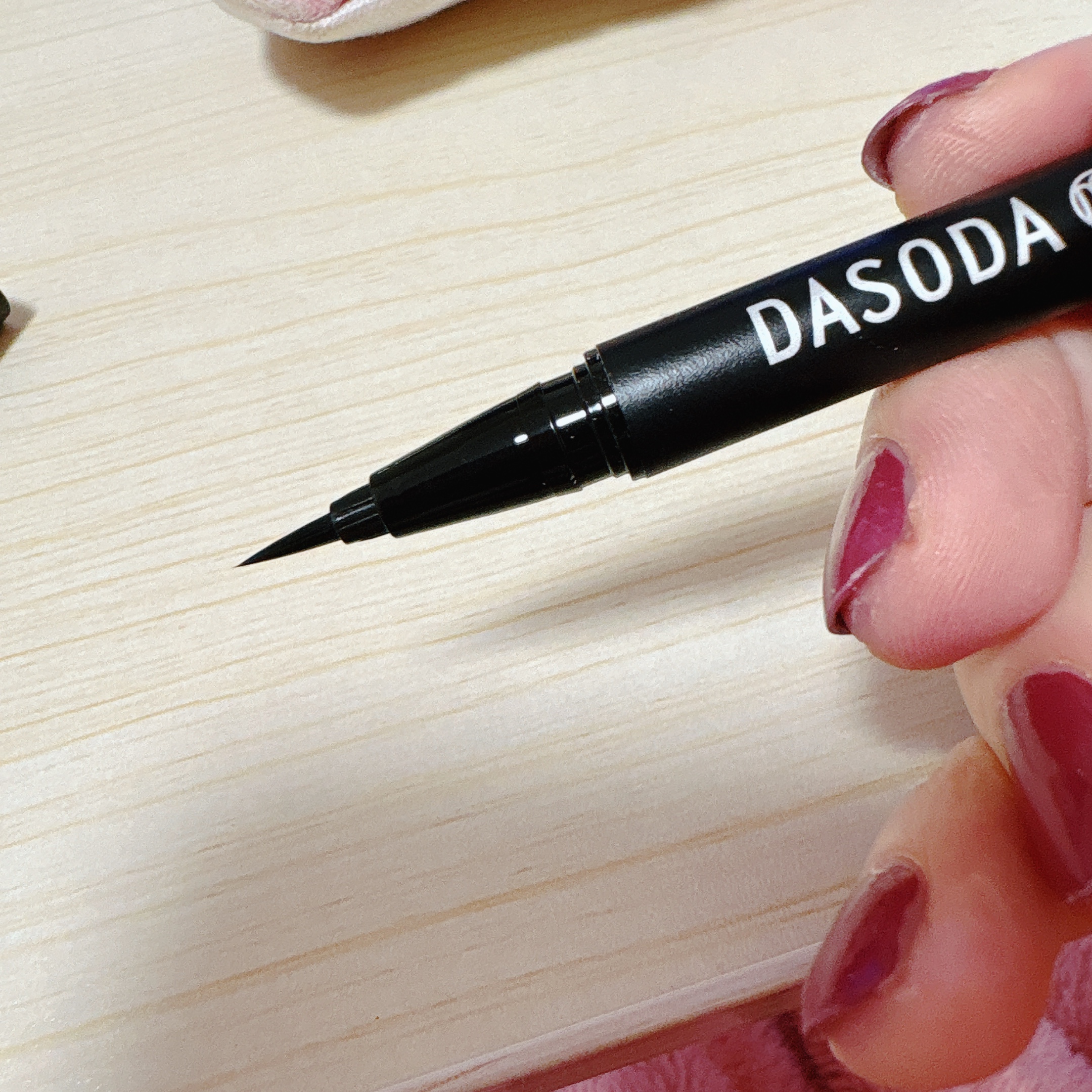 ダソダ プロフェッショナル リキッドアイライナー/DASODA/リキッドアイライナーを使ったクチコミ（2枚目）