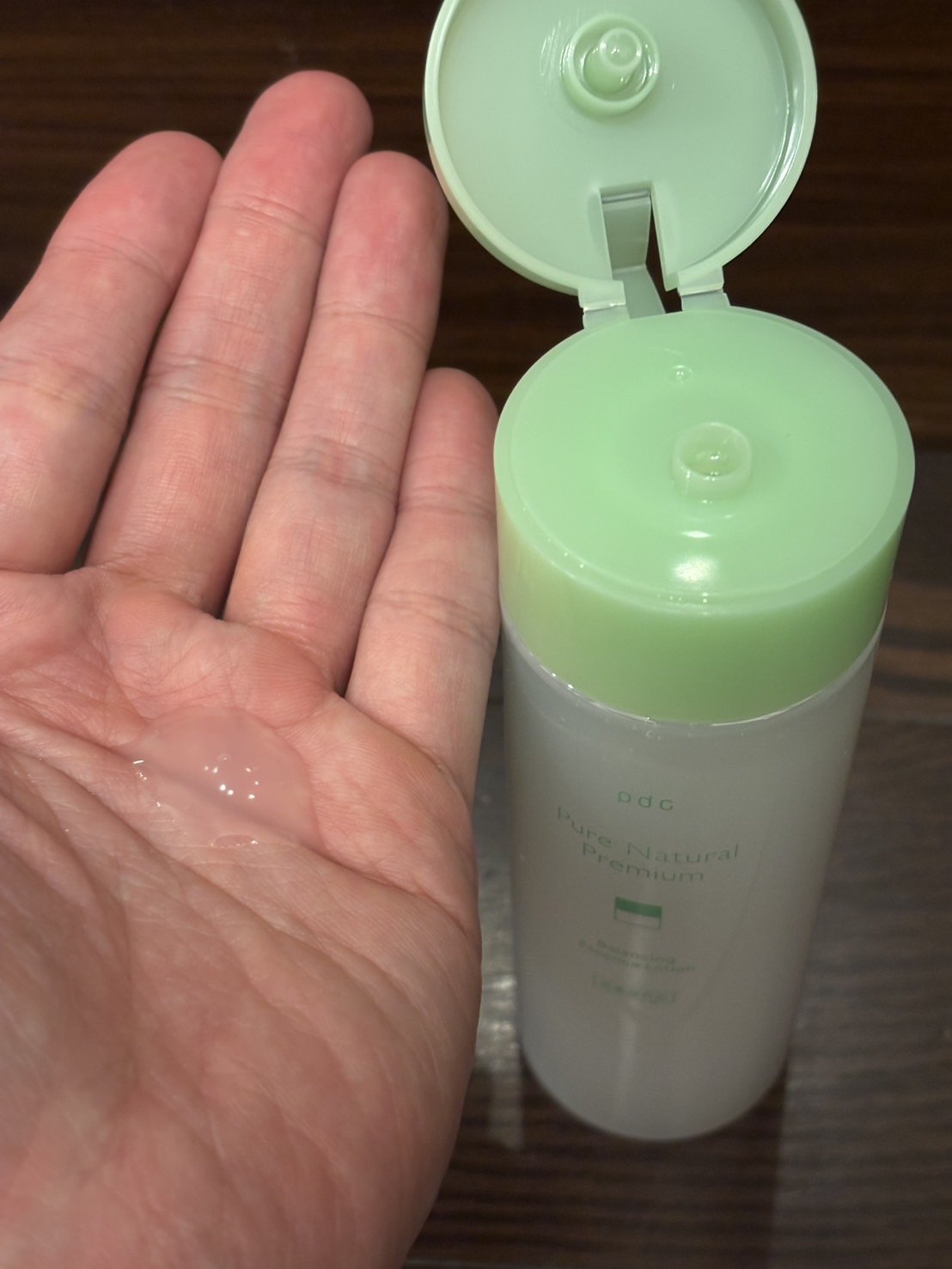 ピュア ナチュラル プレミアム バランシング エッセンスローション /pdc/オールインワン化粧品を使ったクチコミ（3枚目）