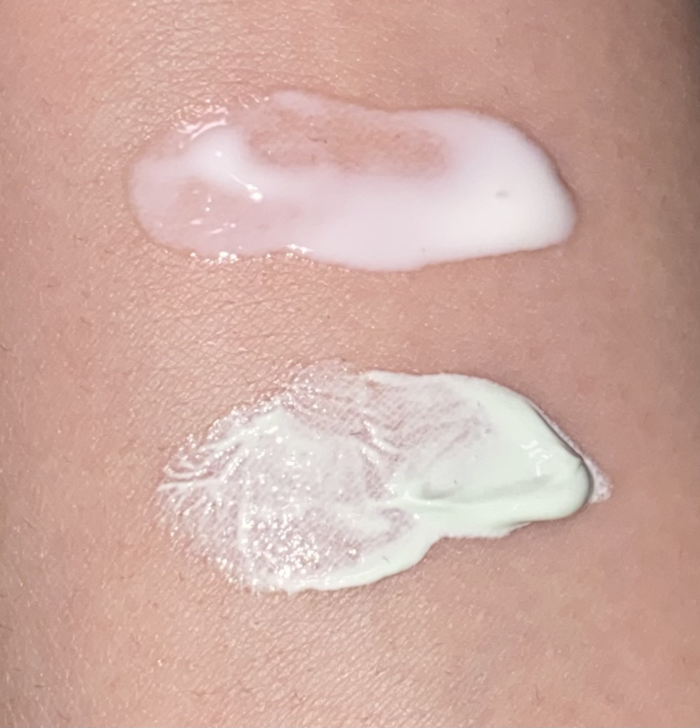 乾燥さん 薬用しっとりクリーム 【医薬部外品】/乾燥さん/フェイスクリームを使ったクチコミ（3枚目）