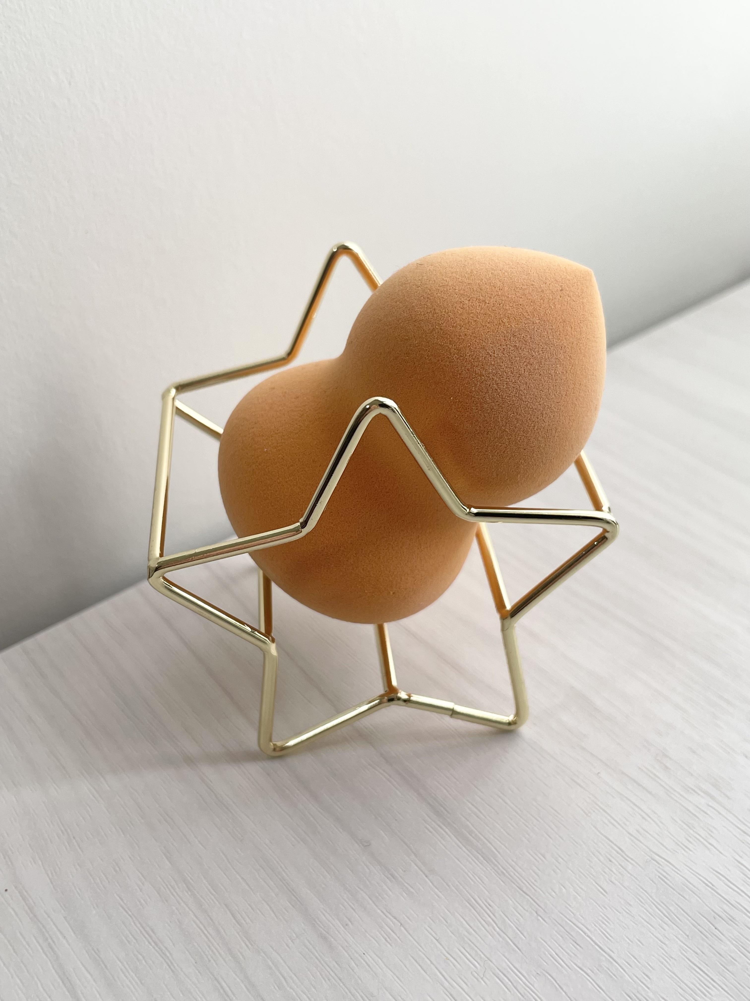 3Dパフスタンド(スター)/DAISO/その他化粧小物を使ったクチコミ（1枚目）