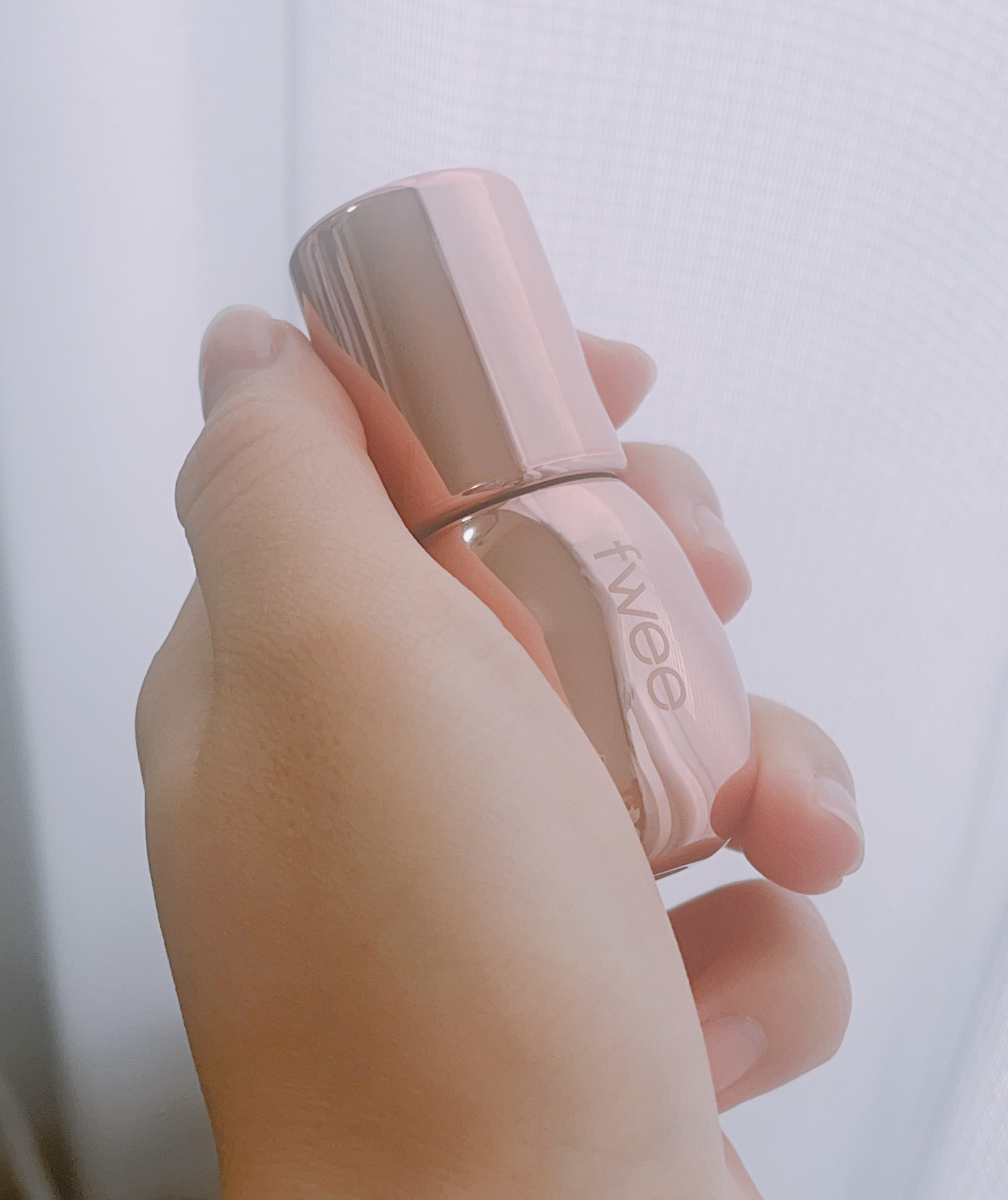 フィー 3Dボリューミンググロス/fwee/リップグロスを使ったクチコミ（1枚目）