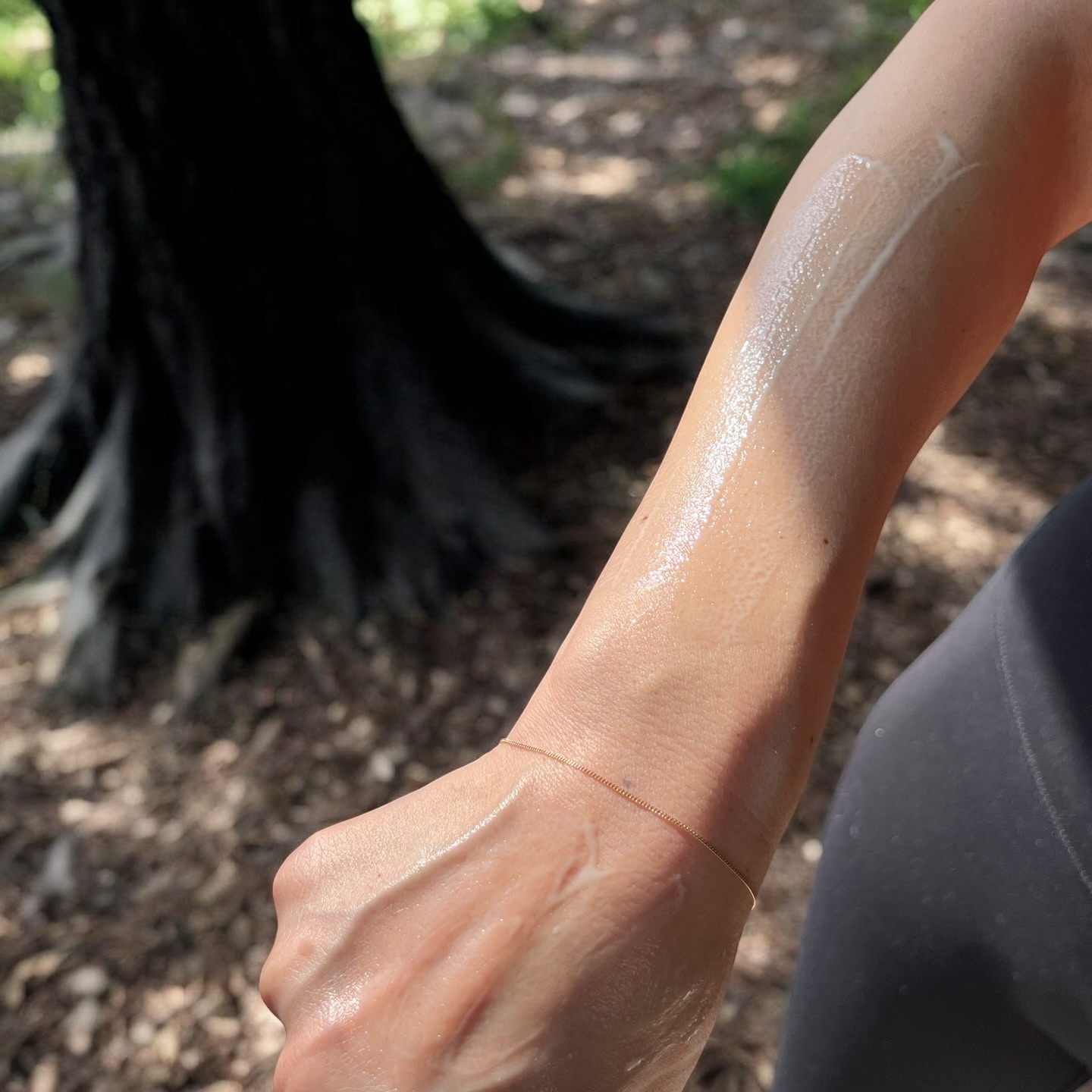 ニベアUV ディープ プロテクト＆ケア ジェル/ニベア/日焼け止めジェルを使ったクチコミ（2枚目）