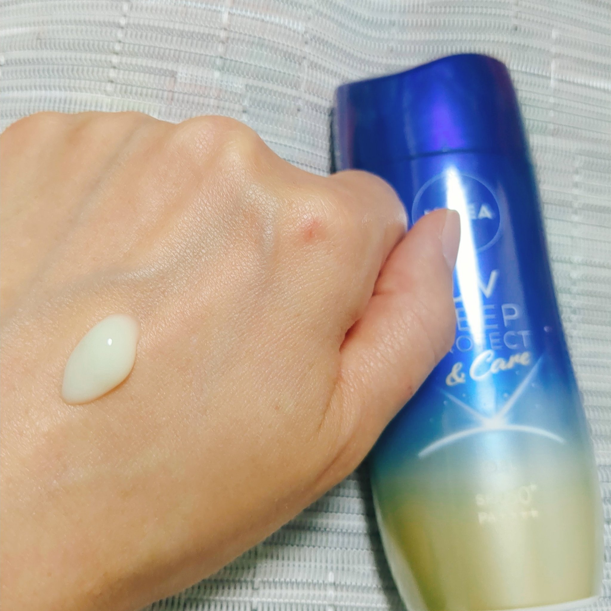 ニベアUV ディープ プロテクト＆ケア ジェル/ニベア/日焼け止めジェルを使ったクチコミ（2枚目）