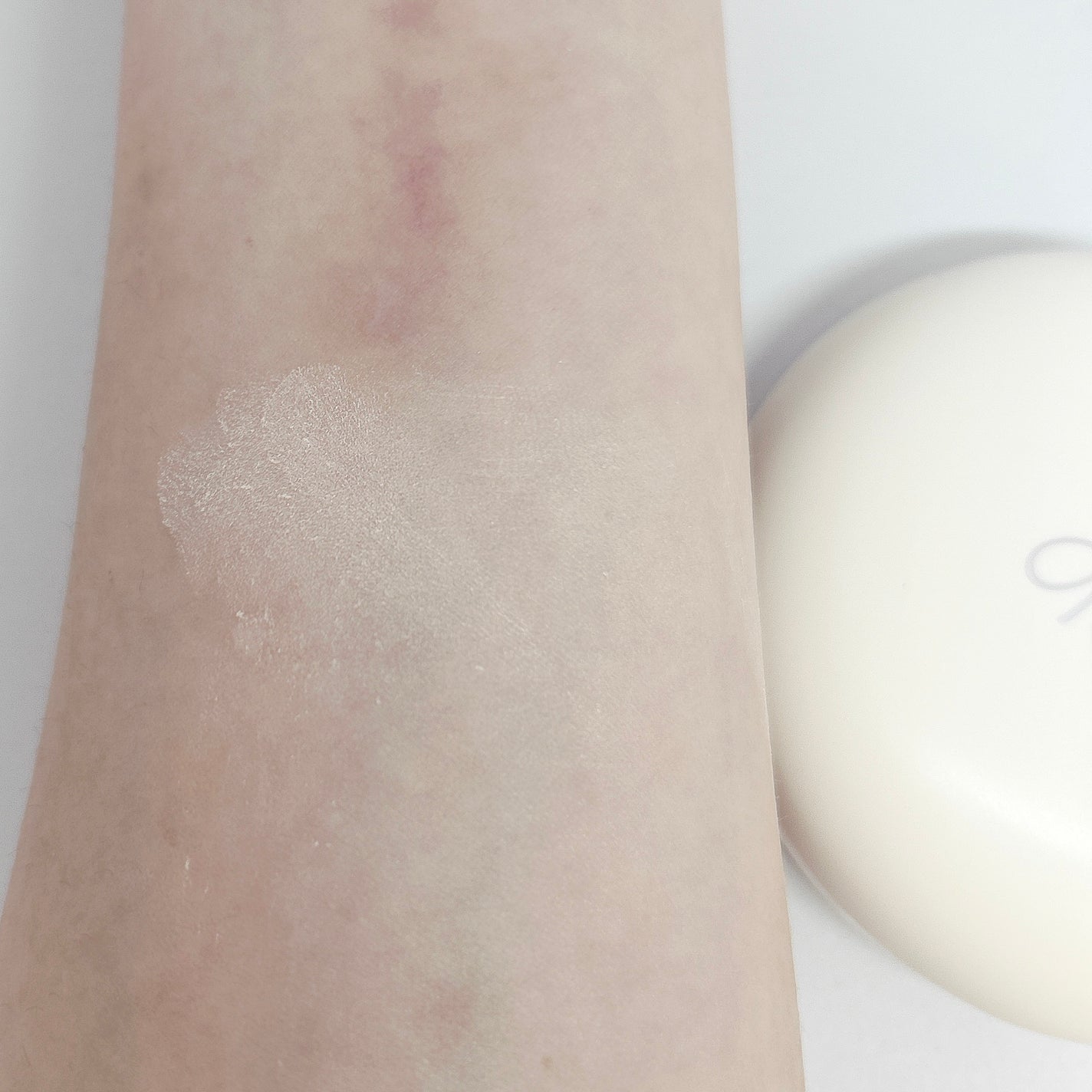 サナ 素肌記念日 薬用スキンケアパウダー ACホワイト【医薬部外品】/素肌記念日/プレストパウダーを使ったクチコミ(3枚目)