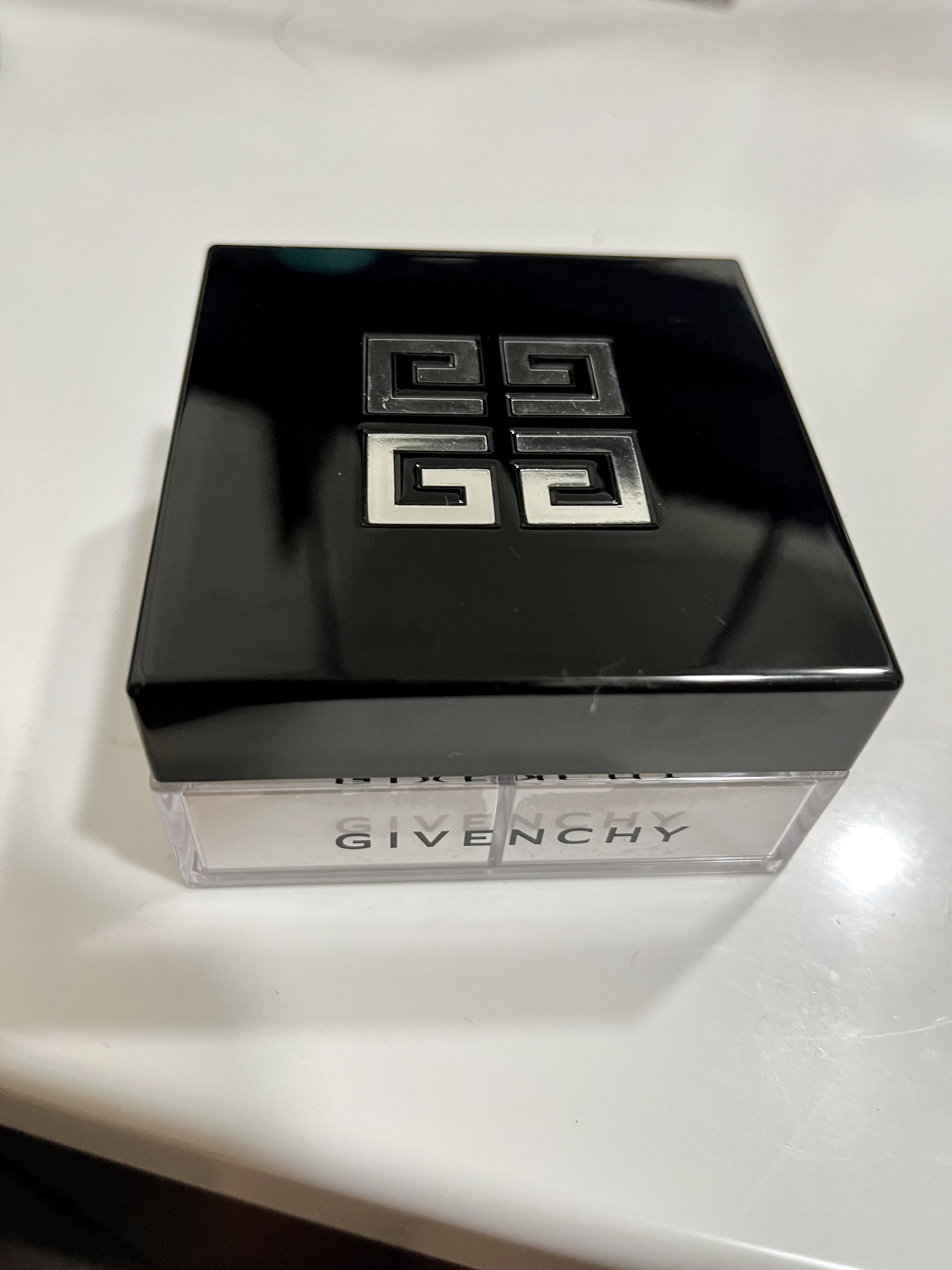 プリズム・リーブル/GIVENCHY/ルースパウダーを使ったクチコミ（1枚目）