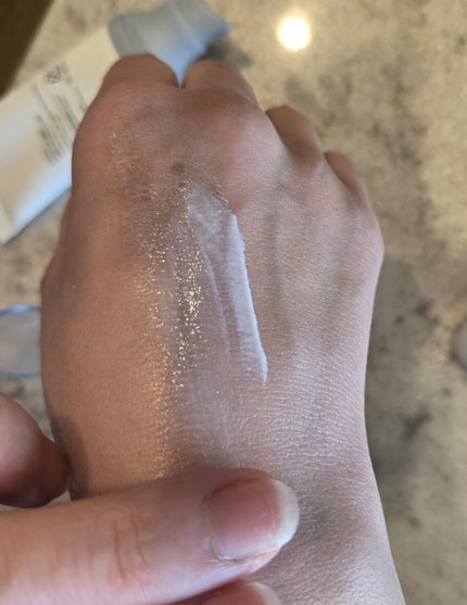 ヒアルーシカ ウォーターフィット サンセラム/SKIN1004/日焼け止めローションを使ったクチコミ(3枚目)