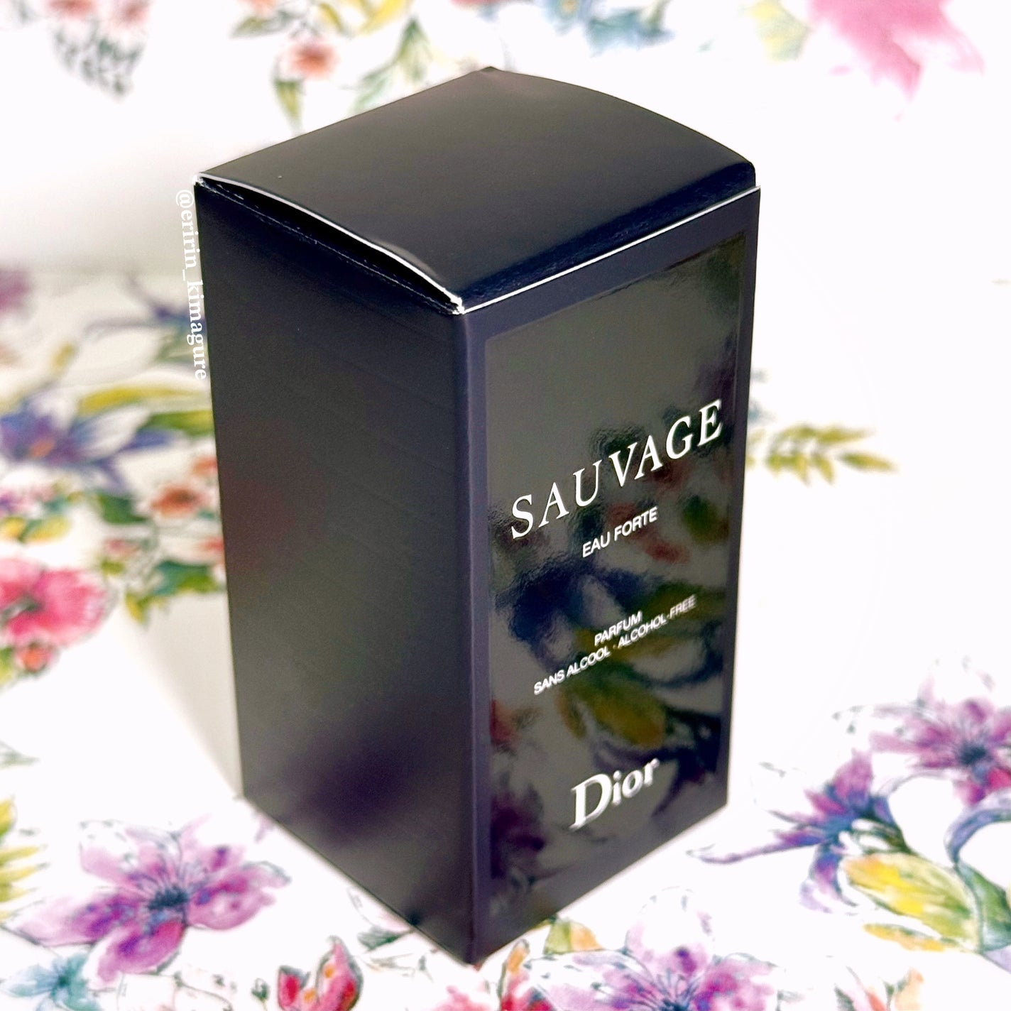 試してみた】Dior ソヴァージュ オー フォルトのリアルな口コミ 試してみた】Dior ソヴァージュ オー フォルトのリアルな口コミ