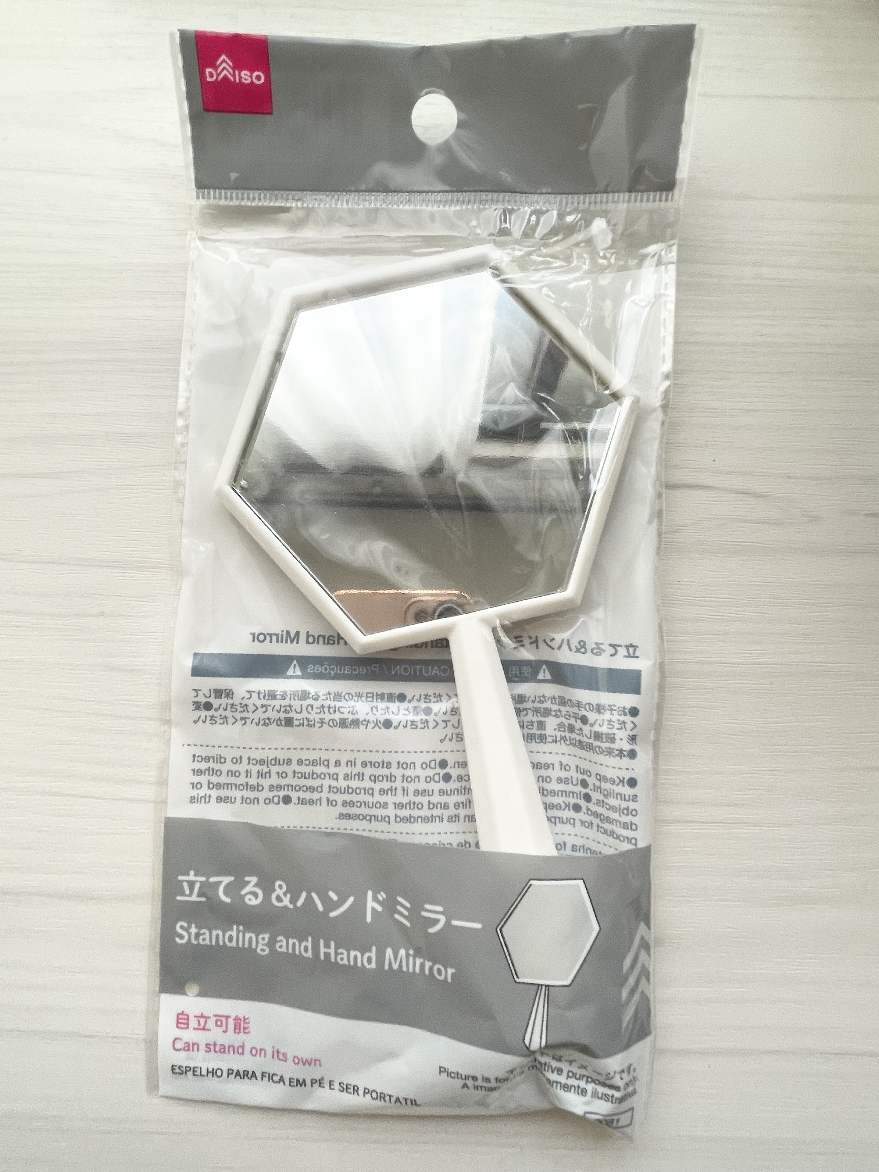 立てる＆ハンドミラー/DAISO/その他化粧小物を使ったクチコミ（2枚目）