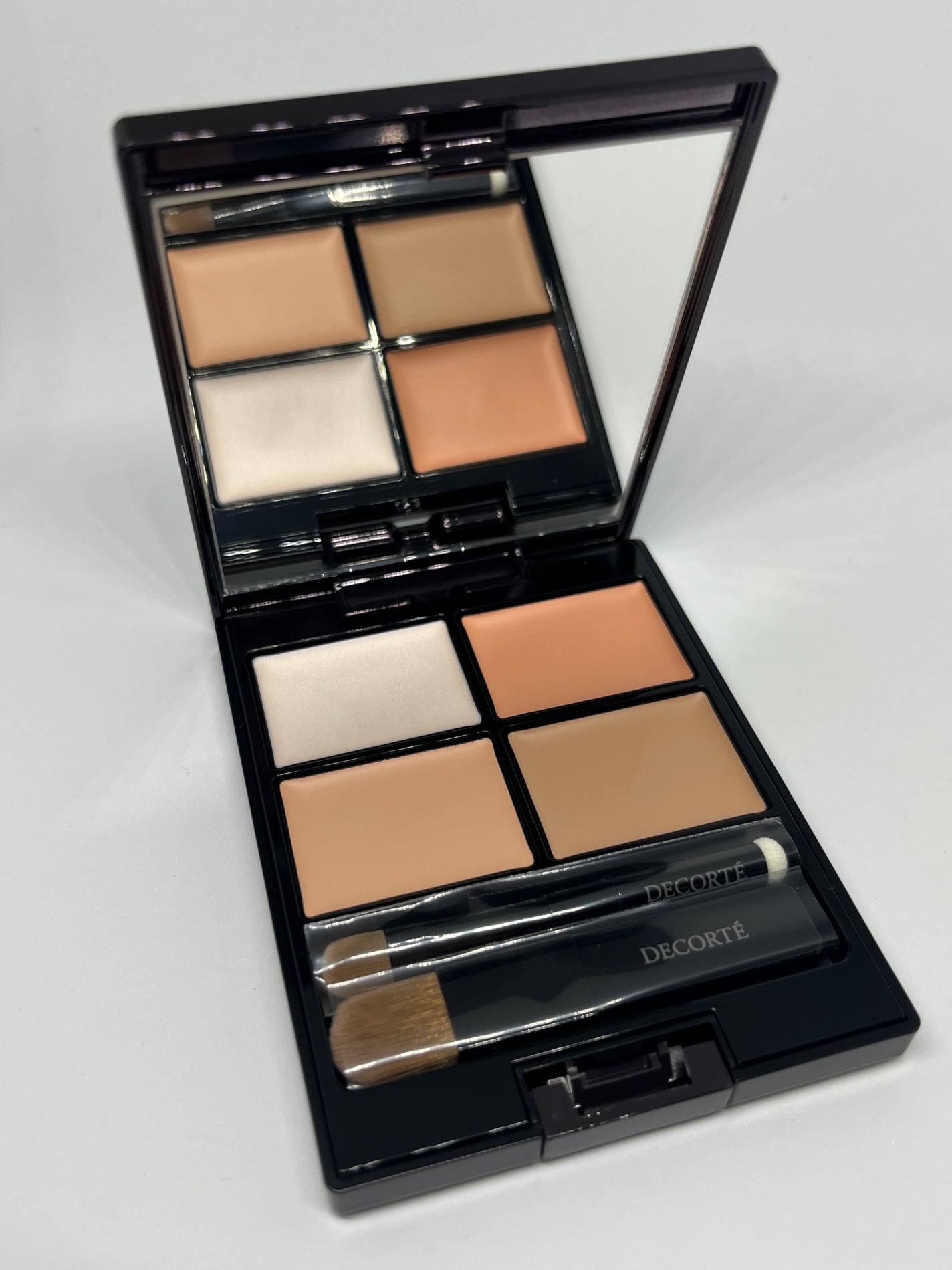 トーンパーフェクティング パレット/DECORTÉ/パレットコンシーラーを使ったクチコミ(1枚目)