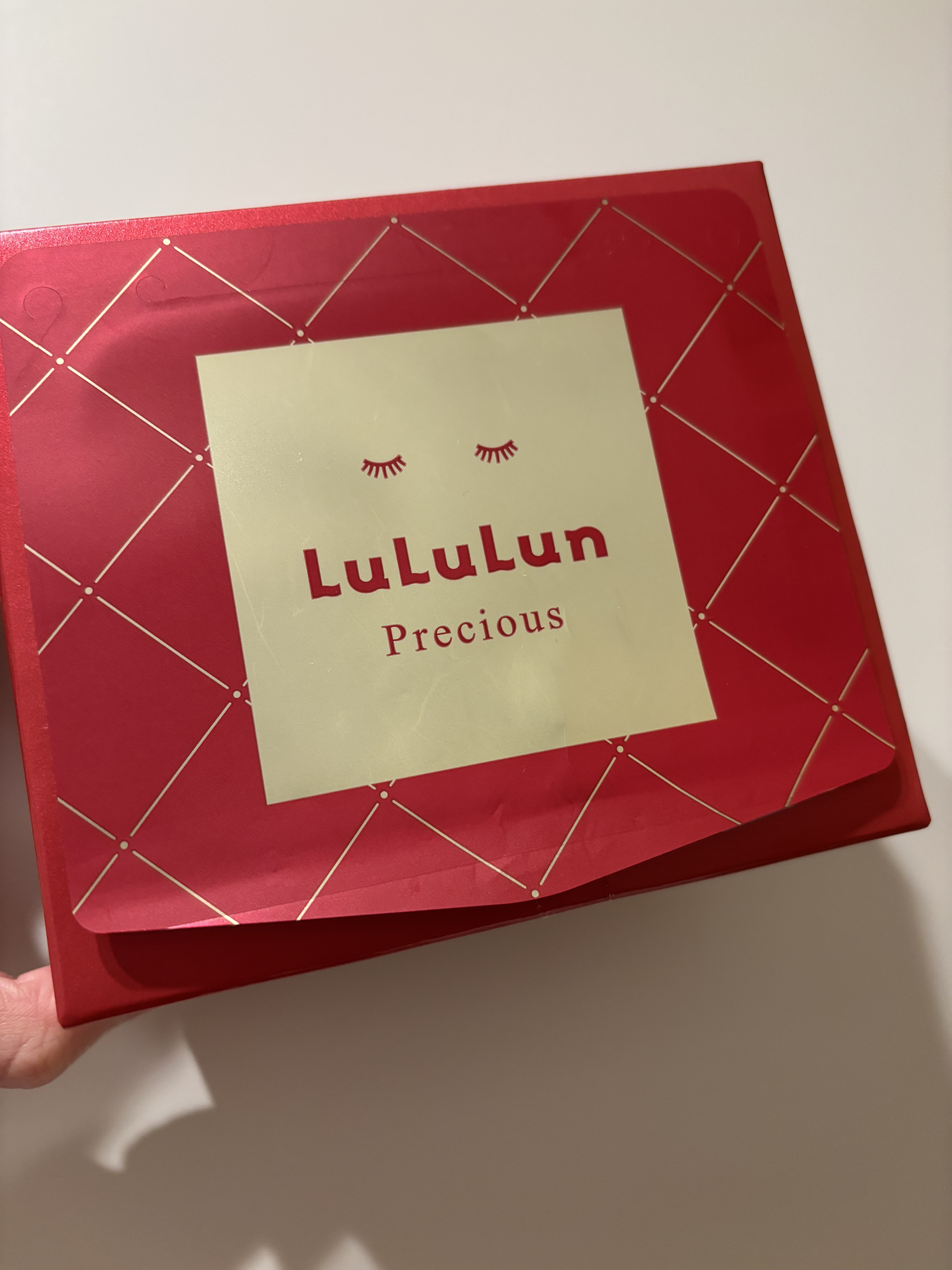 ルルルンプレシャス RED(モイスト)【旧】 ルルルンプレシャス RED（モイスト）32枚入【旧】/ルルルン/シートマスク・パックを使ったクチコミ（1枚目）