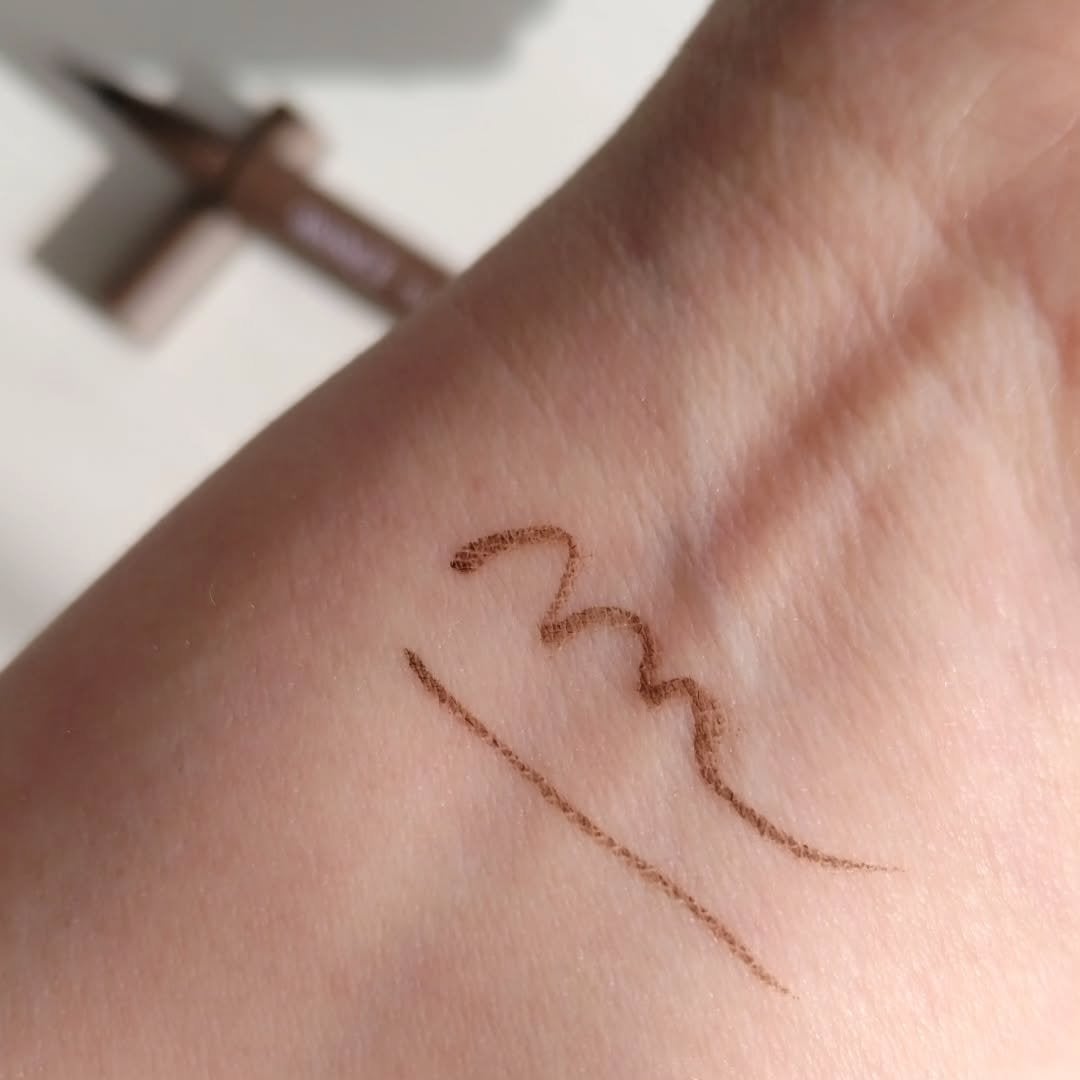 アヴァンセ プリュネルライナー/アヴァンセ/リキッドアイライナーを使ったクチコミ(3枚目)