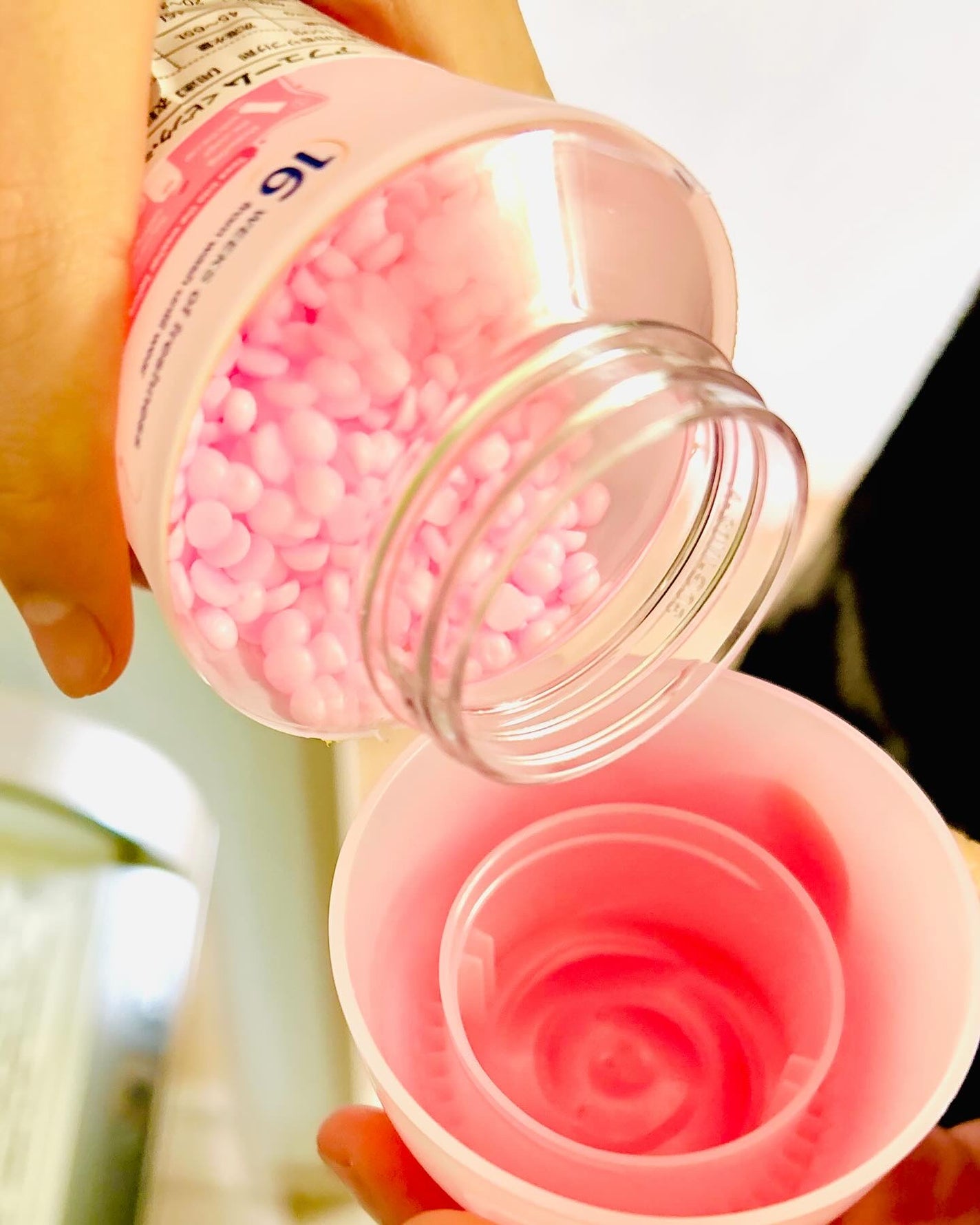 まなみ on LIPS 「アフュームピンクラブの香り香水のような香りのビーズです♪水にす..」(2枚目)