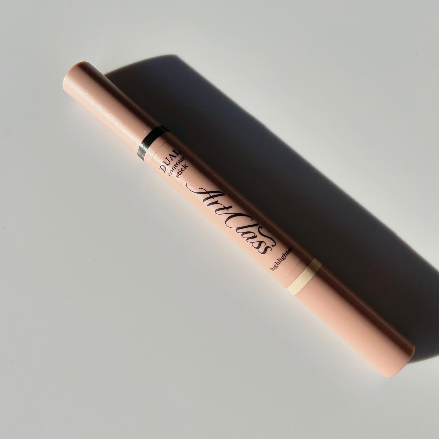 アートクラス デュアル コントゥアスティック/too cool for school/シェーディングを使ったクチコミ（2枚目）