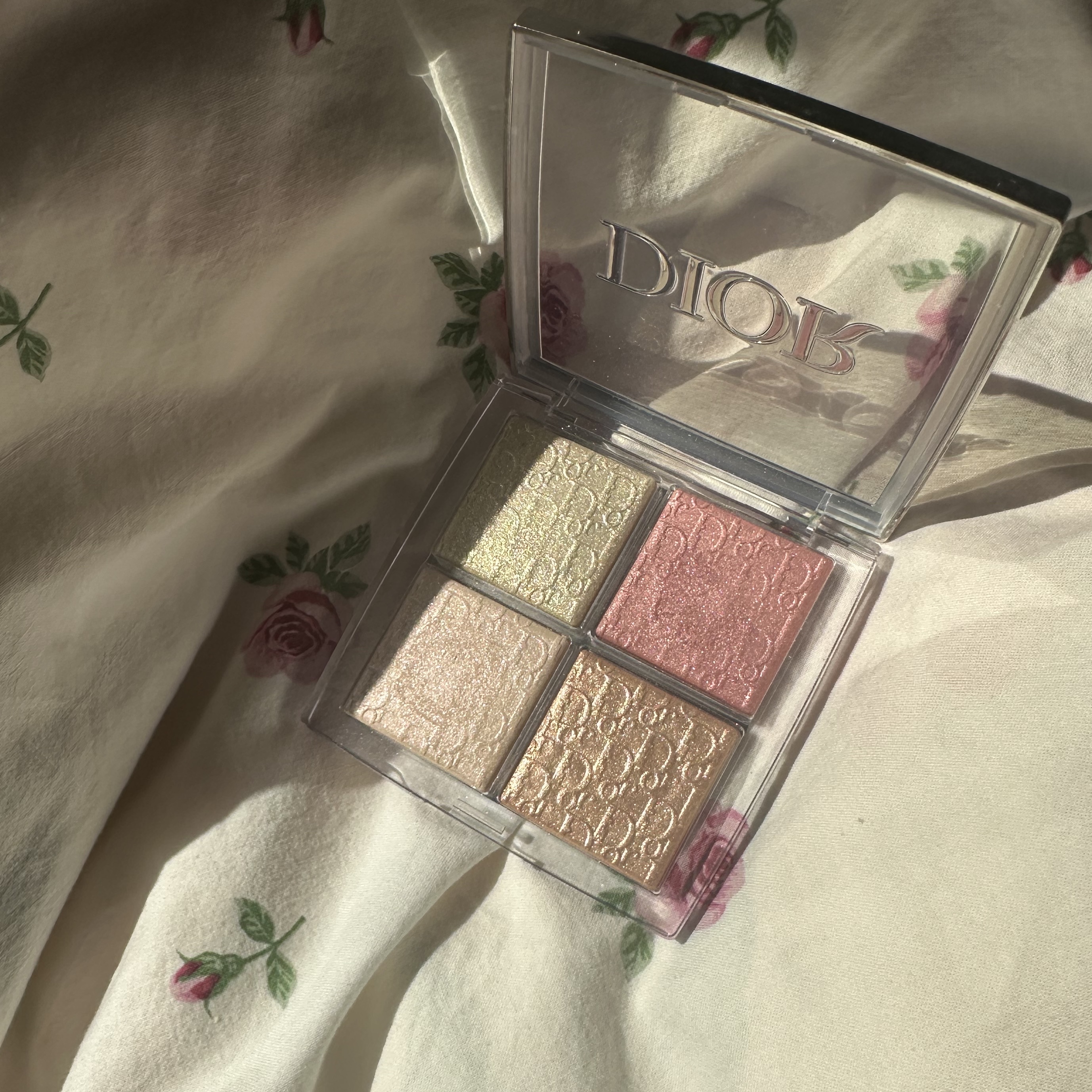 ディオール バックステージ フェイス グロウ パレット/Dior/ハイライトを使ったクチコミ（2枚目）