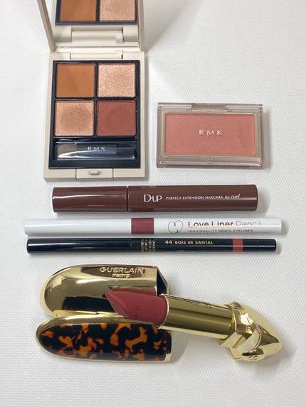 ルージュ ジェ ラグジュリアス ヴェルヴェット/GUERLAIN/口紅を使ったクチコミ(4枚目)