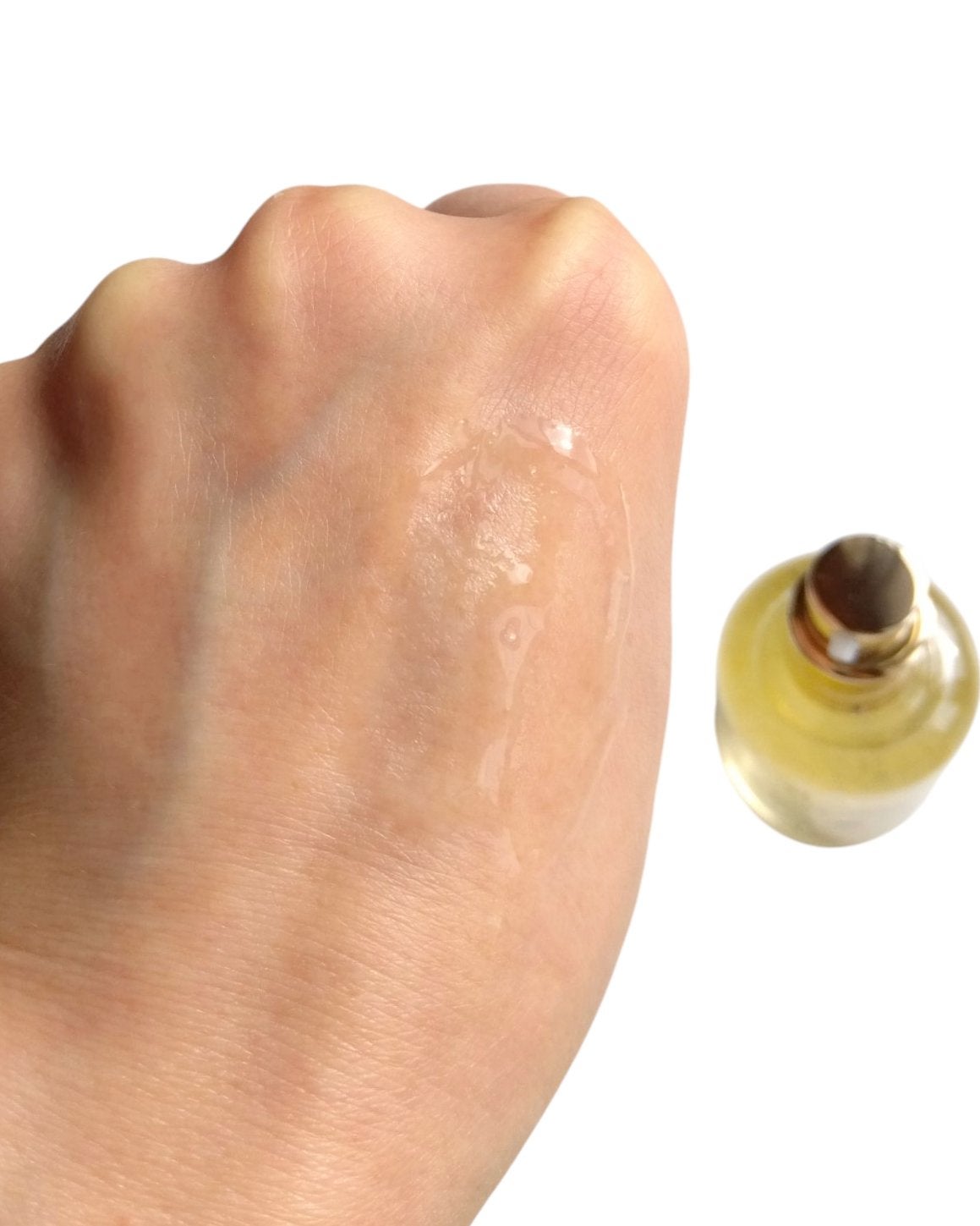 ビタトーニングカプセルセラム/ダルバ/美容液を使ったクチコミ(4枚目)