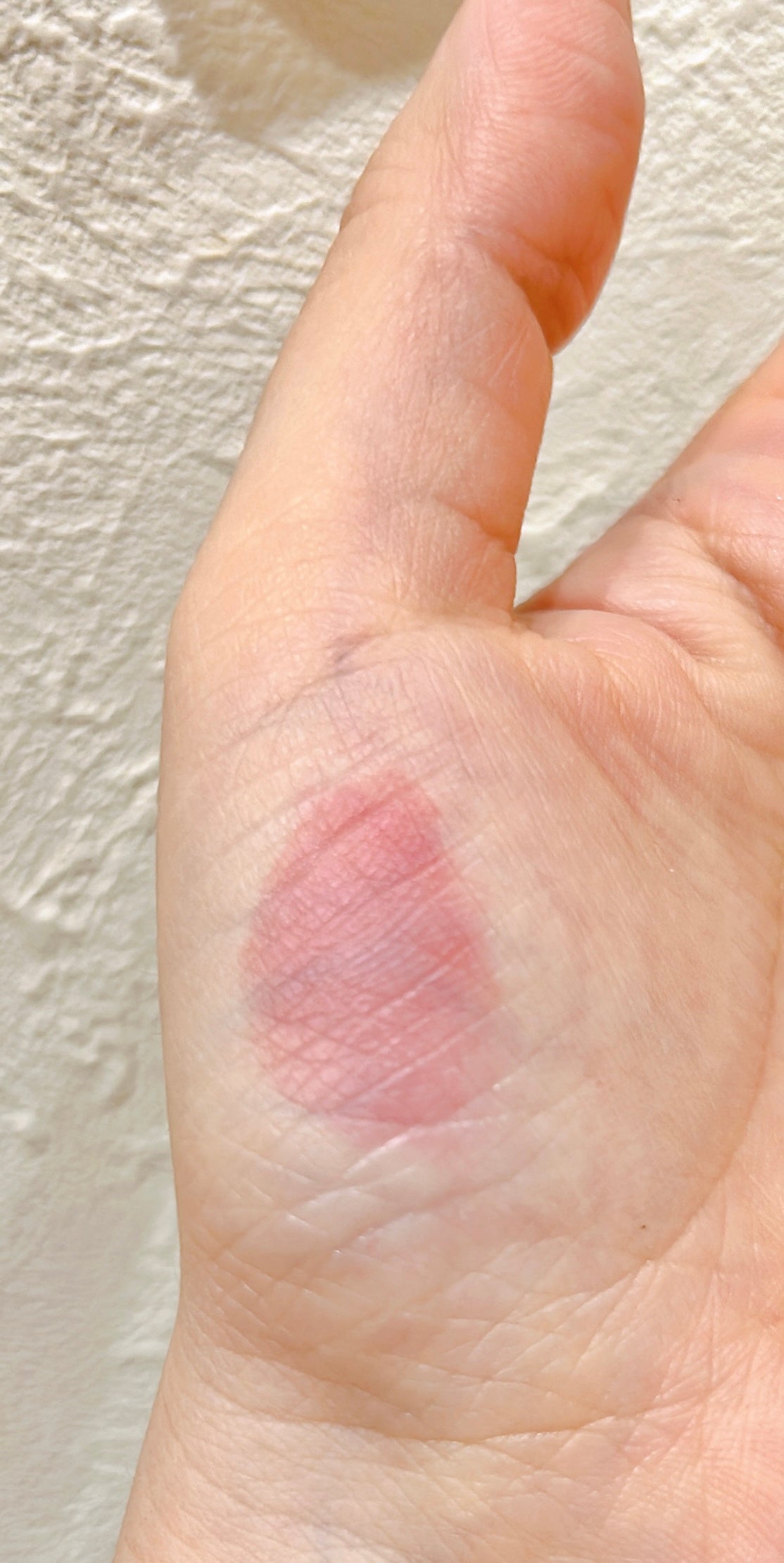 フィー 3Dボリューミンググロス/fwee/リップグロスを使ったクチコミ(5枚目)