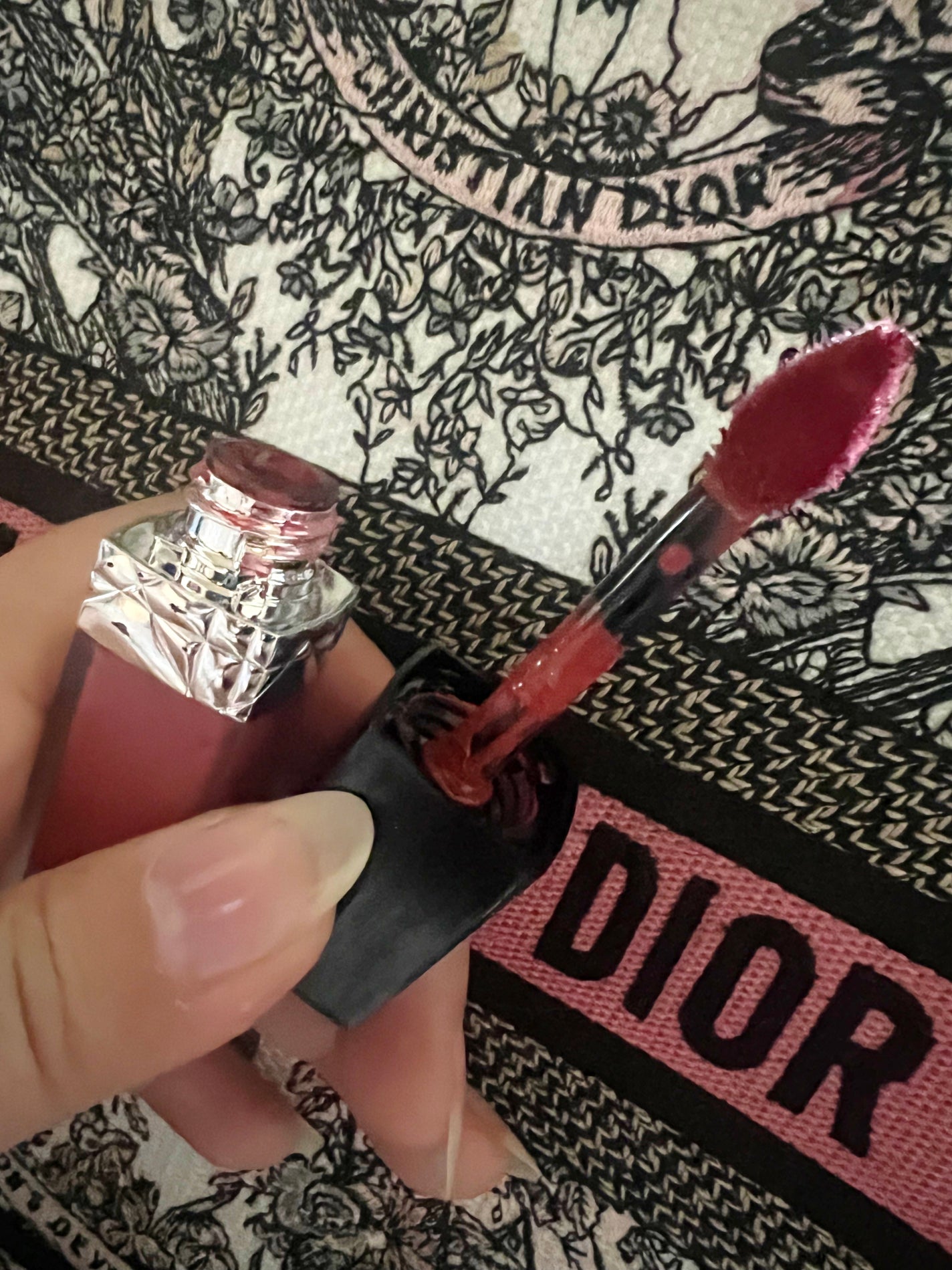 ルージュ ディオール フォーエヴァー リキッド/Dior/口紅を使ったクチコミ(1枚目)