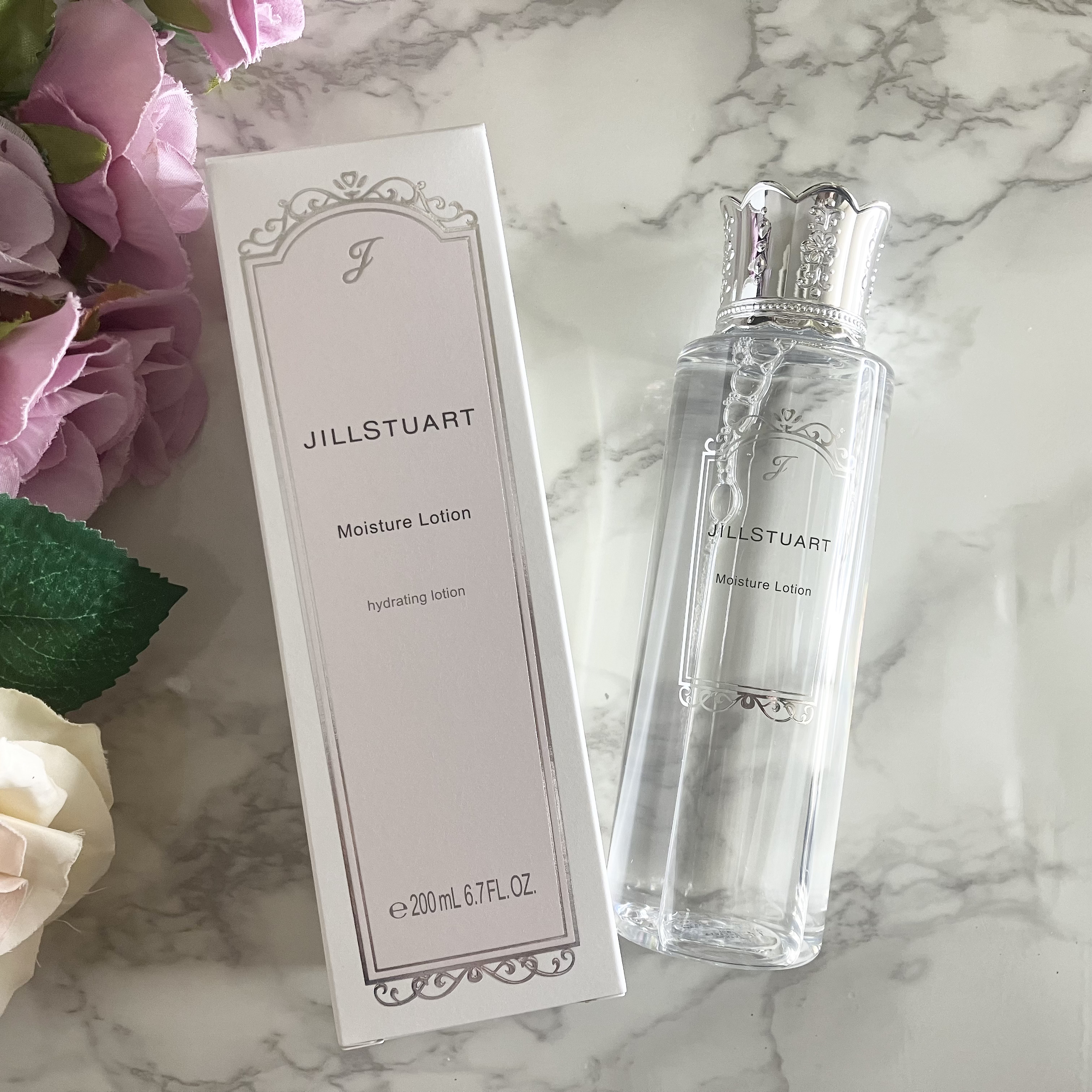 JILL STUART ジルスチュアート モイスチュア ローションのクチコミ「ジルスチュアート モイスチュア ローション

しゃばしゃばタイプのお化粧水です。
コットン、手.....」（1枚目）