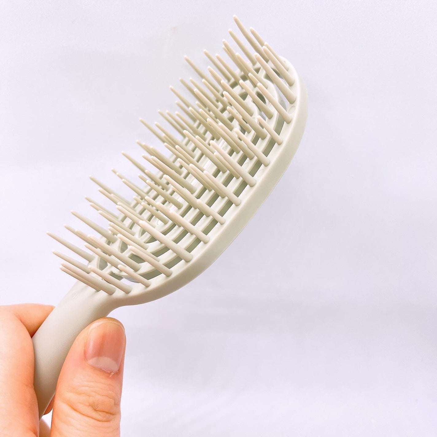 ユニークリー 4wayスムースヘアブラシ/ビー・エヌ/ヘアブラシを使ったクチコミ(3枚目)