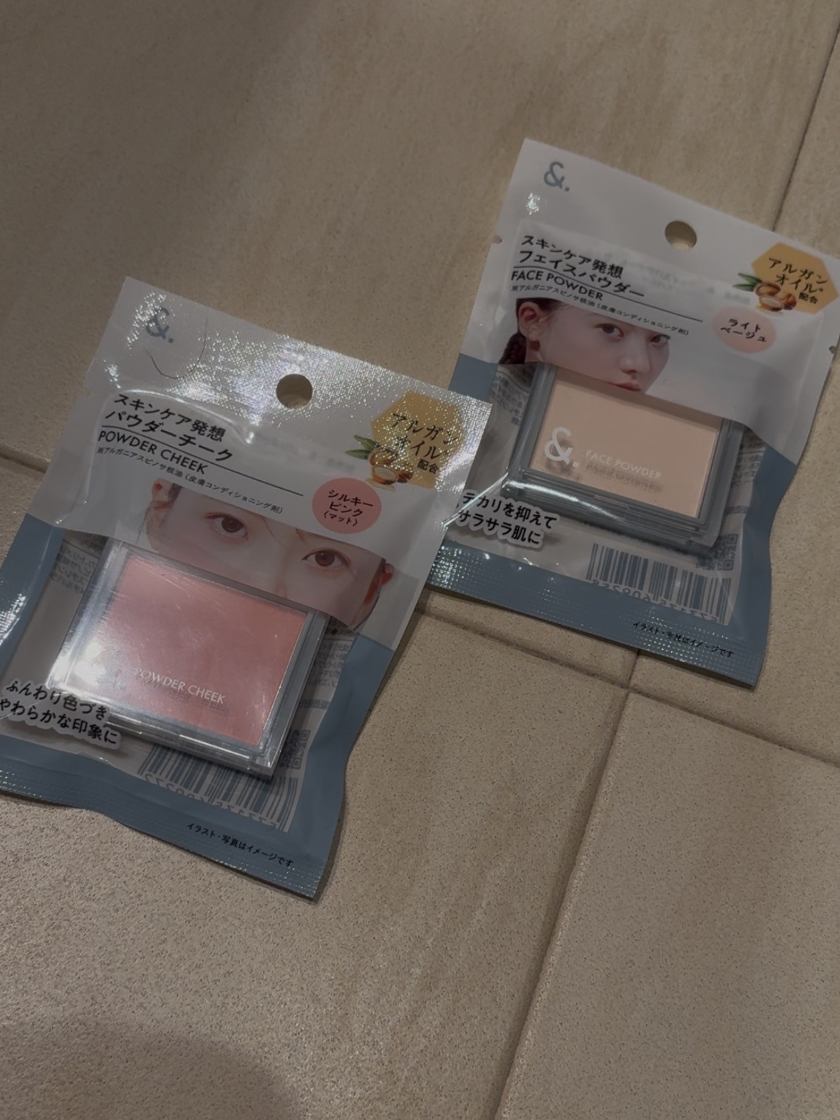 ＆．パウダーチーク シルキーピンク/DAISO/パウダーチークを使ったクチコミ（1枚目）