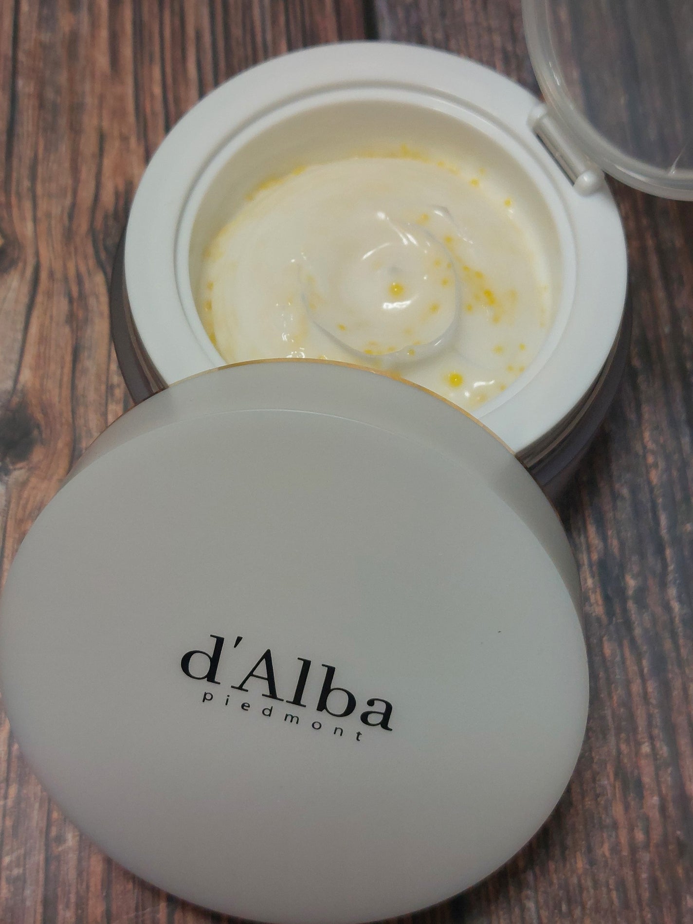 ビタトーニングカプセルクリーム/ダルバ/フェイスクリームを使ったクチコミ(1枚目)