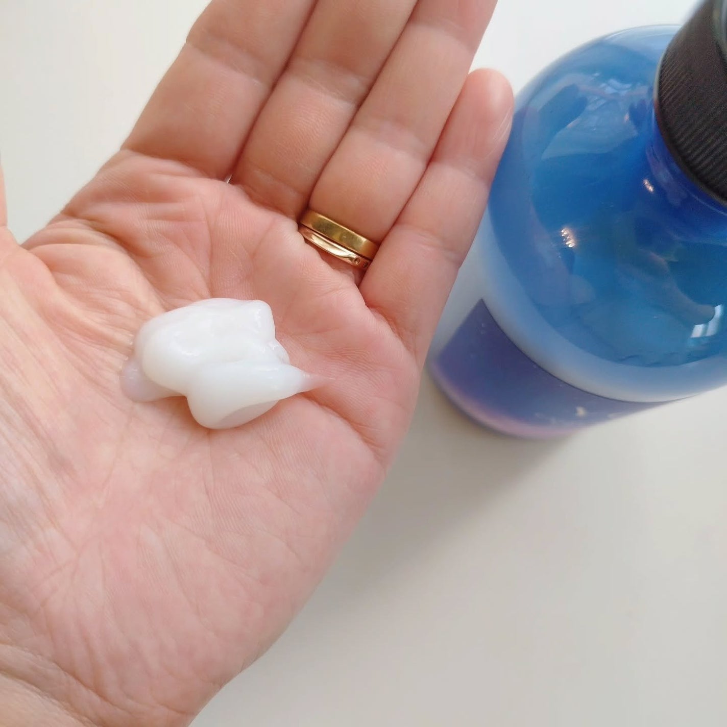 カームナイトリペアシャンプー/トリートメント/YOLU/シャンプー・コンディショナーを使ったクチコミ(3枚目)