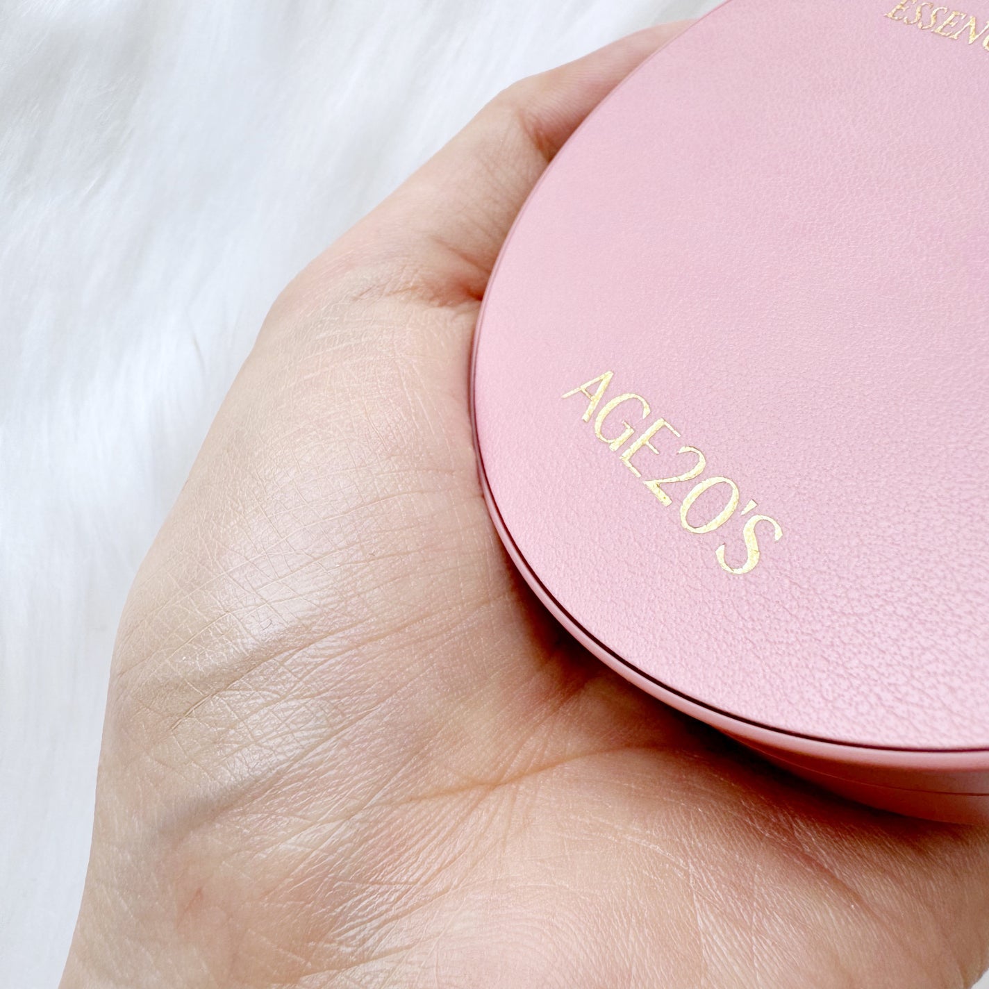 ヴェールヌーディ エッセンスパクトグロウ/AGE20’s/クリーム・エマルジョンファンデーションを使ったクチコミ(2枚目)