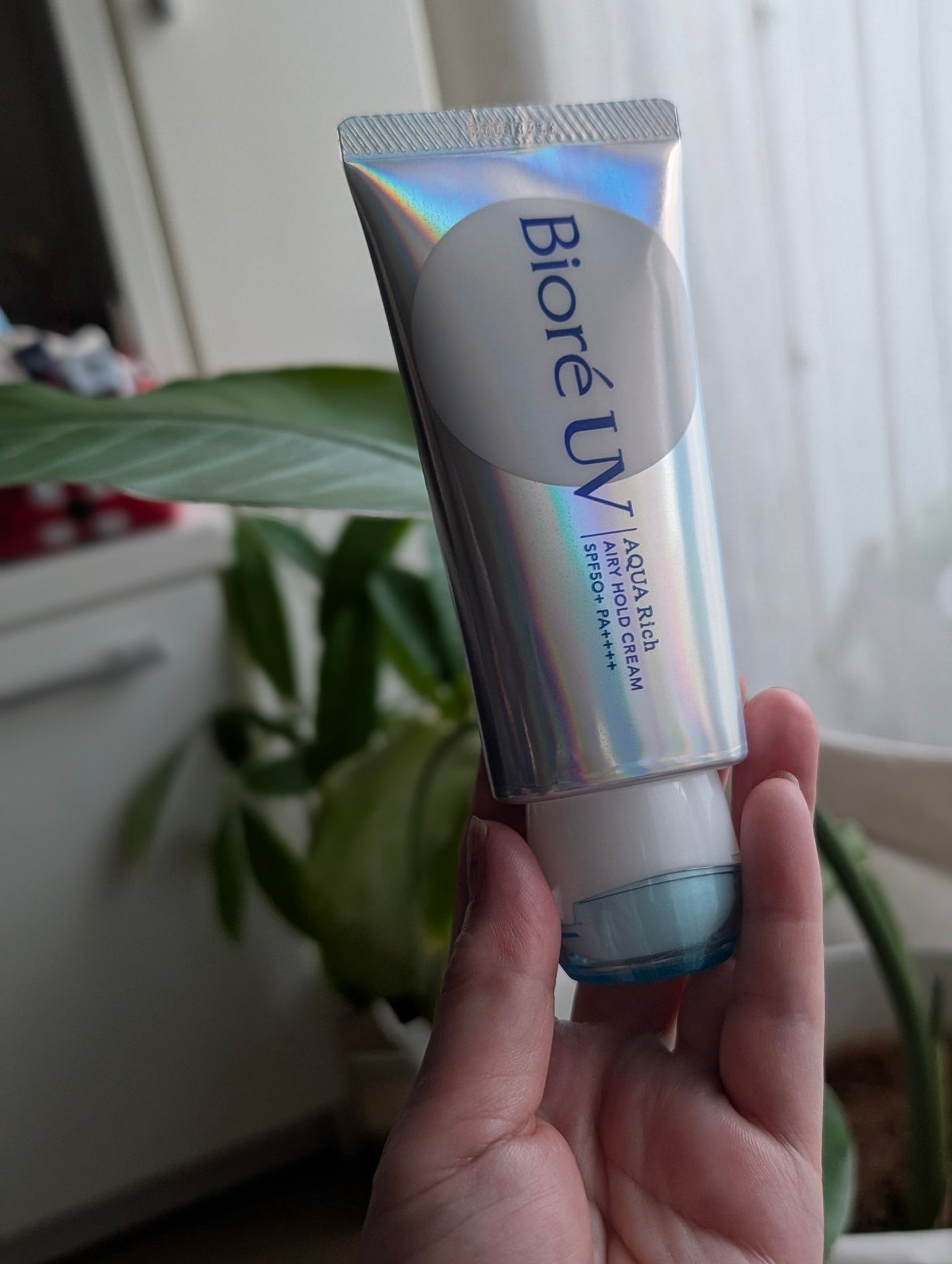 アクアリッチ エアリーホールドクリーム(呼吸感ベールUV)/ビオレ/日焼け止めクリームを使ったクチコミ(1枚目)