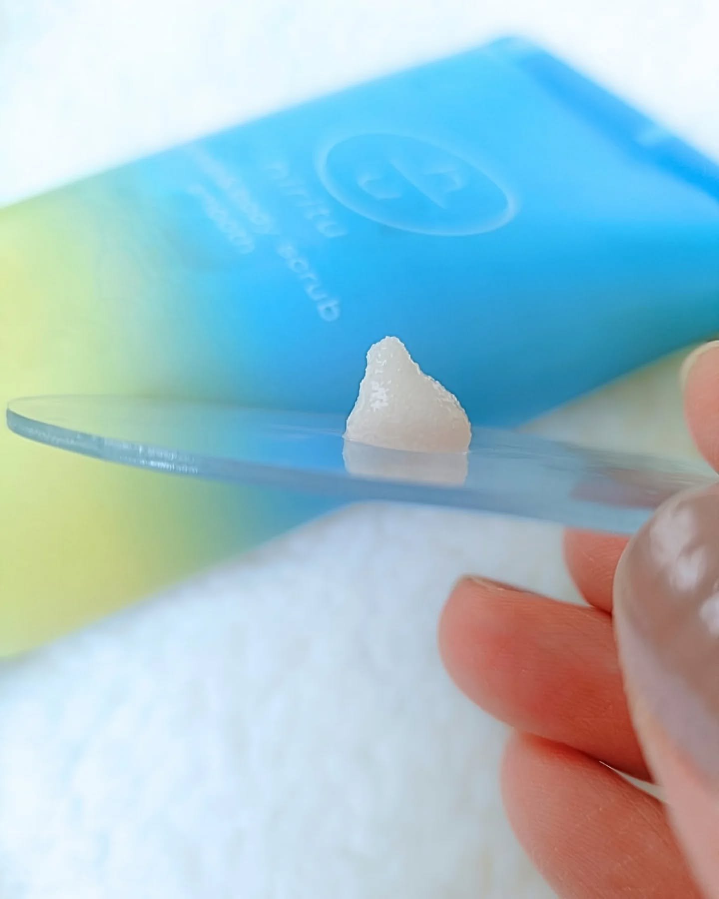 ヒリツ スカルプ&ボディスクラブ/hiritu/ヘッドスクラブを使ったクチコミ（3枚目）