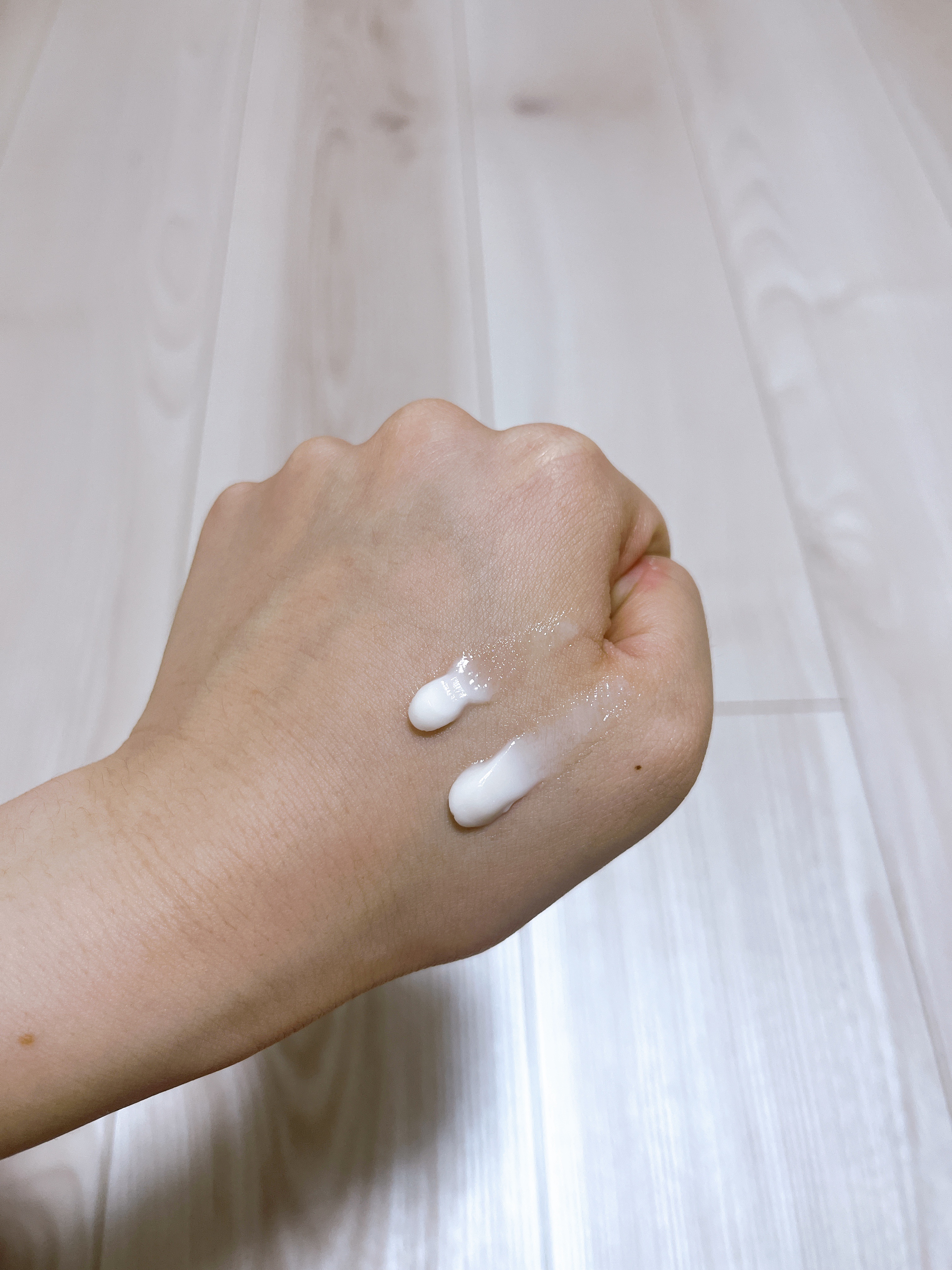 薬用足指さらさらクリーム/デオナチュレ/デオドラント・制汗剤を使ったクチコミ（2枚目）