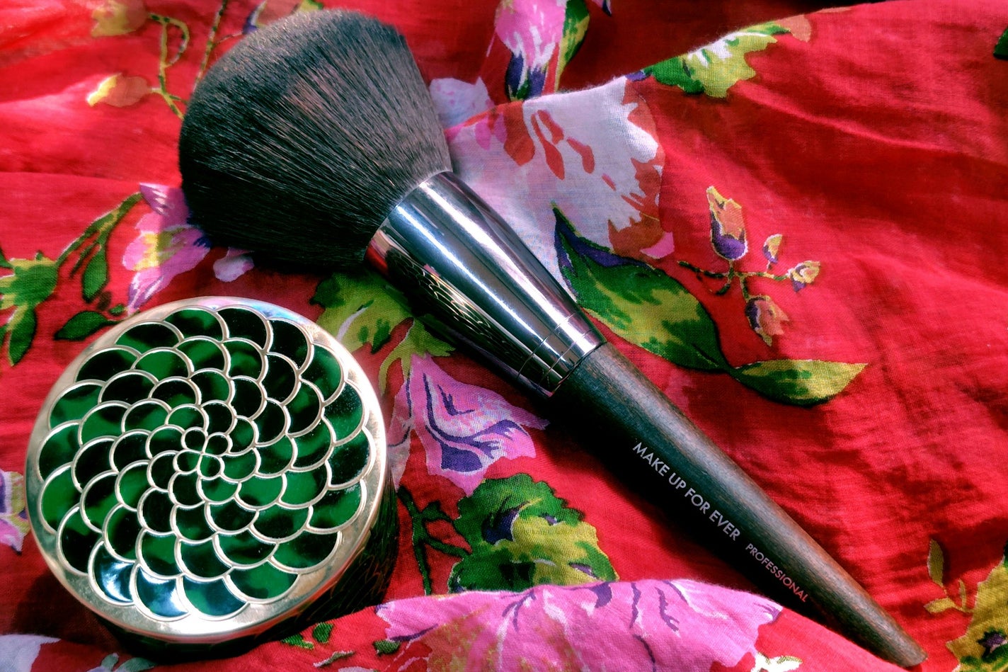 メテオリット ビーユ/GUERLAIN/フェイスパウダーを使ったクチコミ(1枚目)