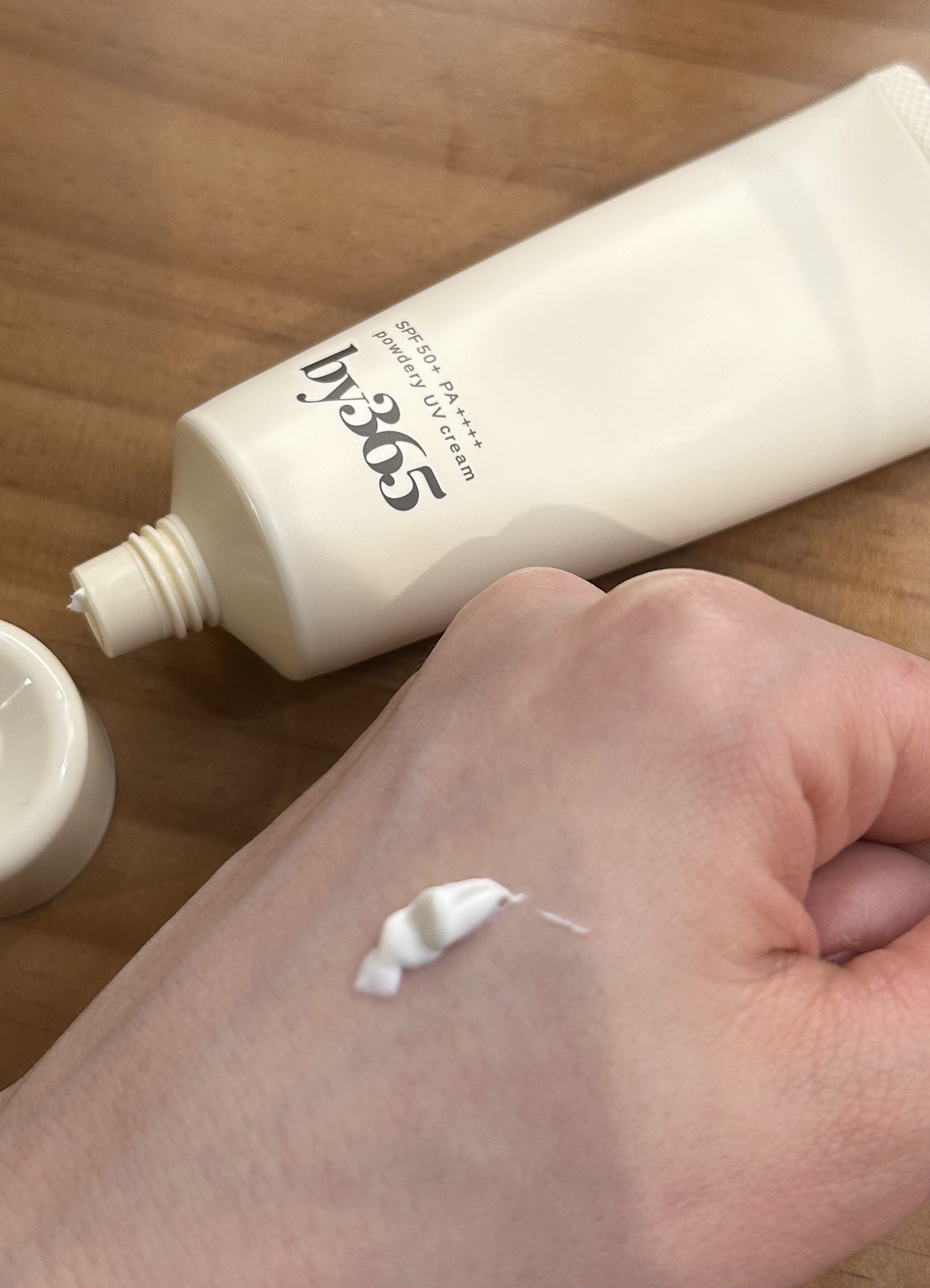 by365 パウダリーUVクリーム/ナリスアップ/日焼け止めクリームを使ったクチコミ（2枚目）