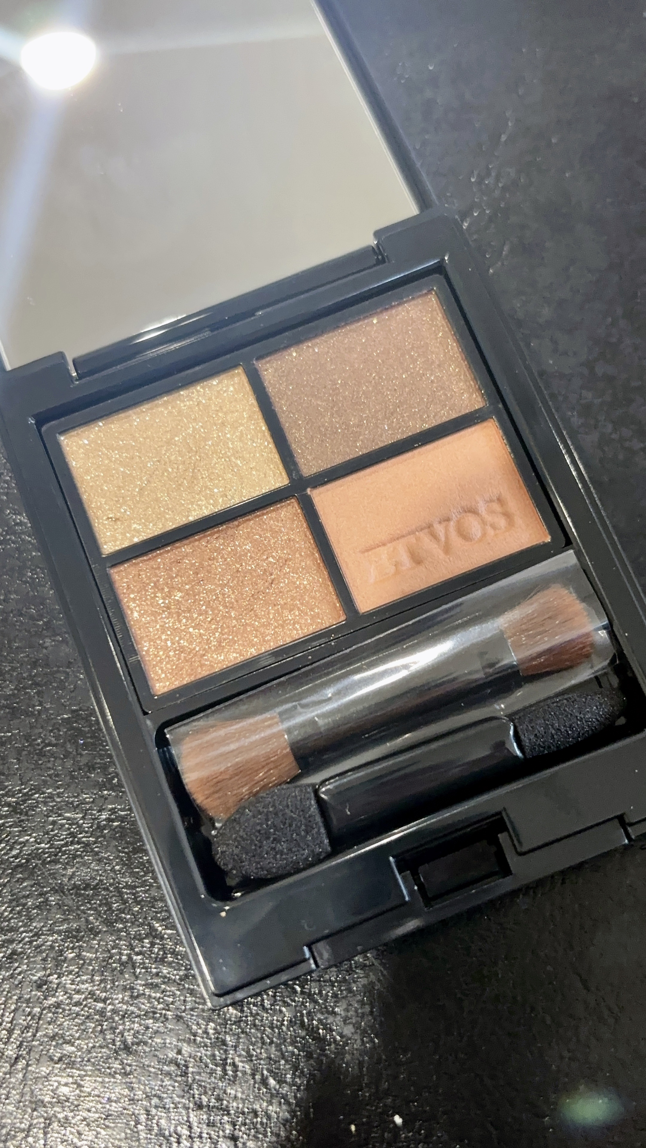 ミネラルクラッシィシャドー/エトヴォス/アイシャドウパレットを使ったクチコミ（1枚目）