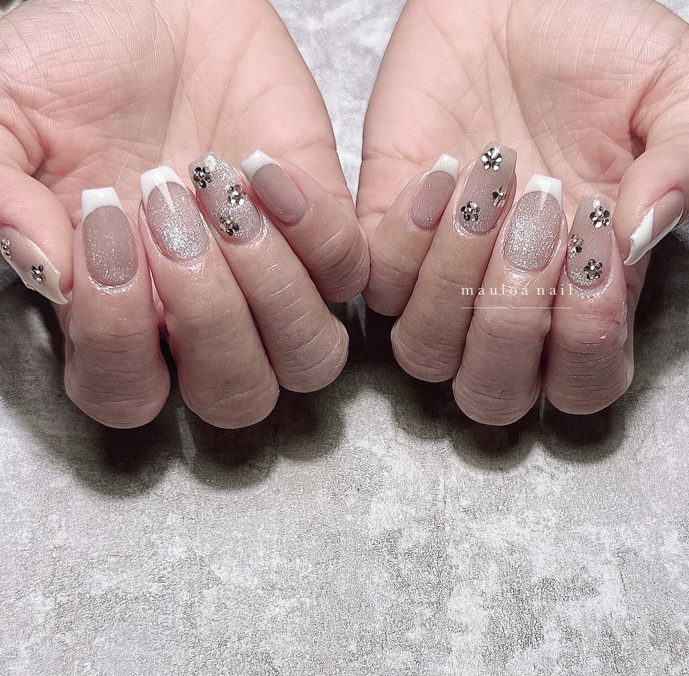 ・
🩶🩶🩶
・
・
・
・
・
・
#ワンカラーネイル
#ネイルデザイン
#ミラーアート
#ネイルやり方
#アートネイル
#naildesign
#バレンタインネイル
#オーダーチップ
#ネイビーネイル
#冬ネイル
#ジェルネイル